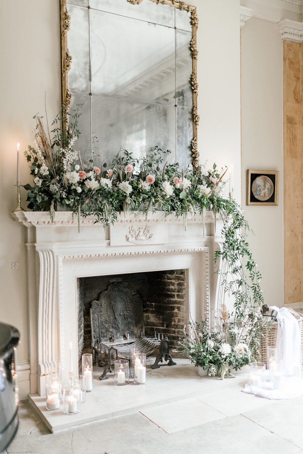Inspiration For Intimate, Feminine & Romantic Weddings Full or Elegant ...