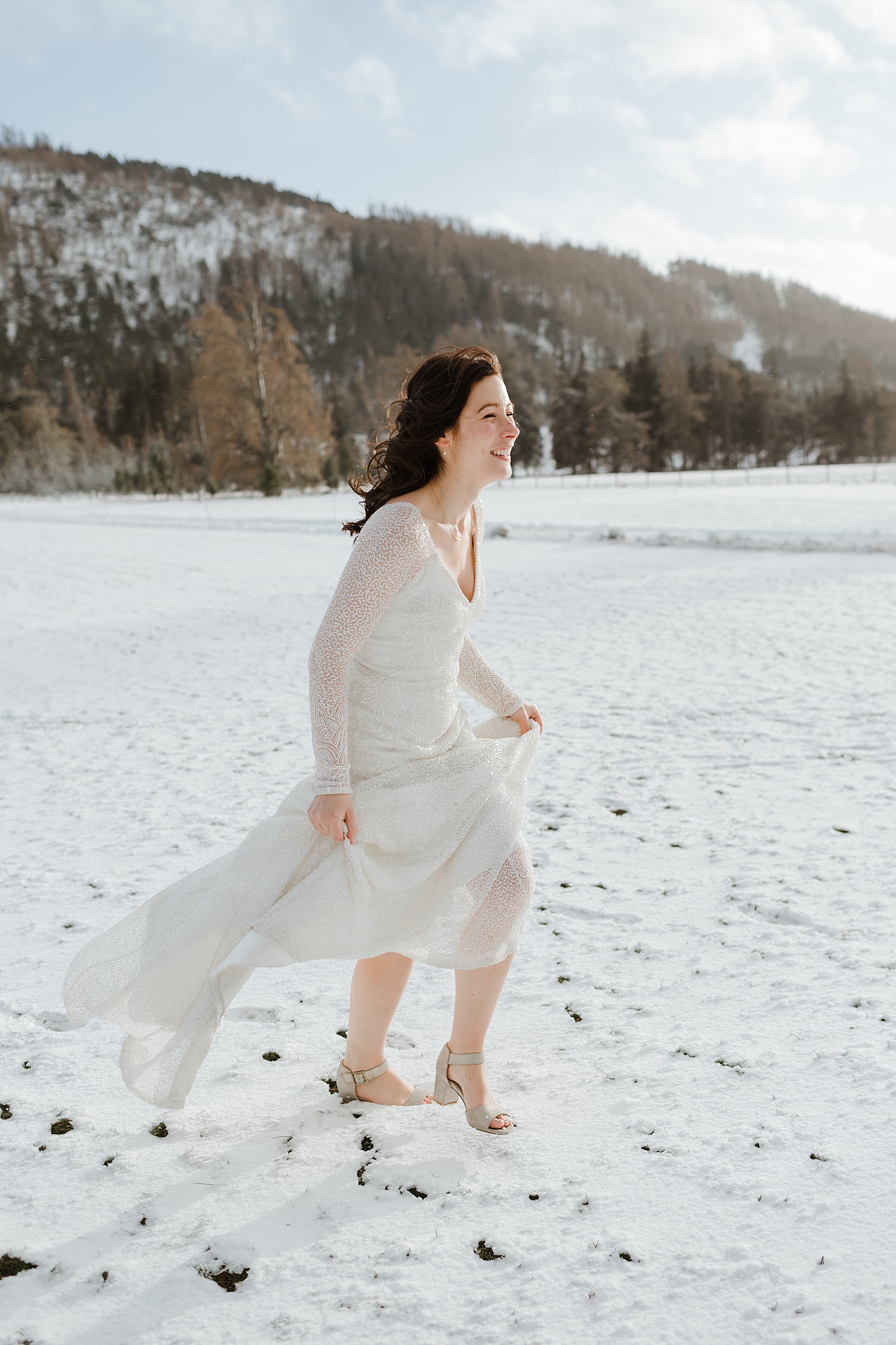 39 Snowy winter wedding Cairngorms