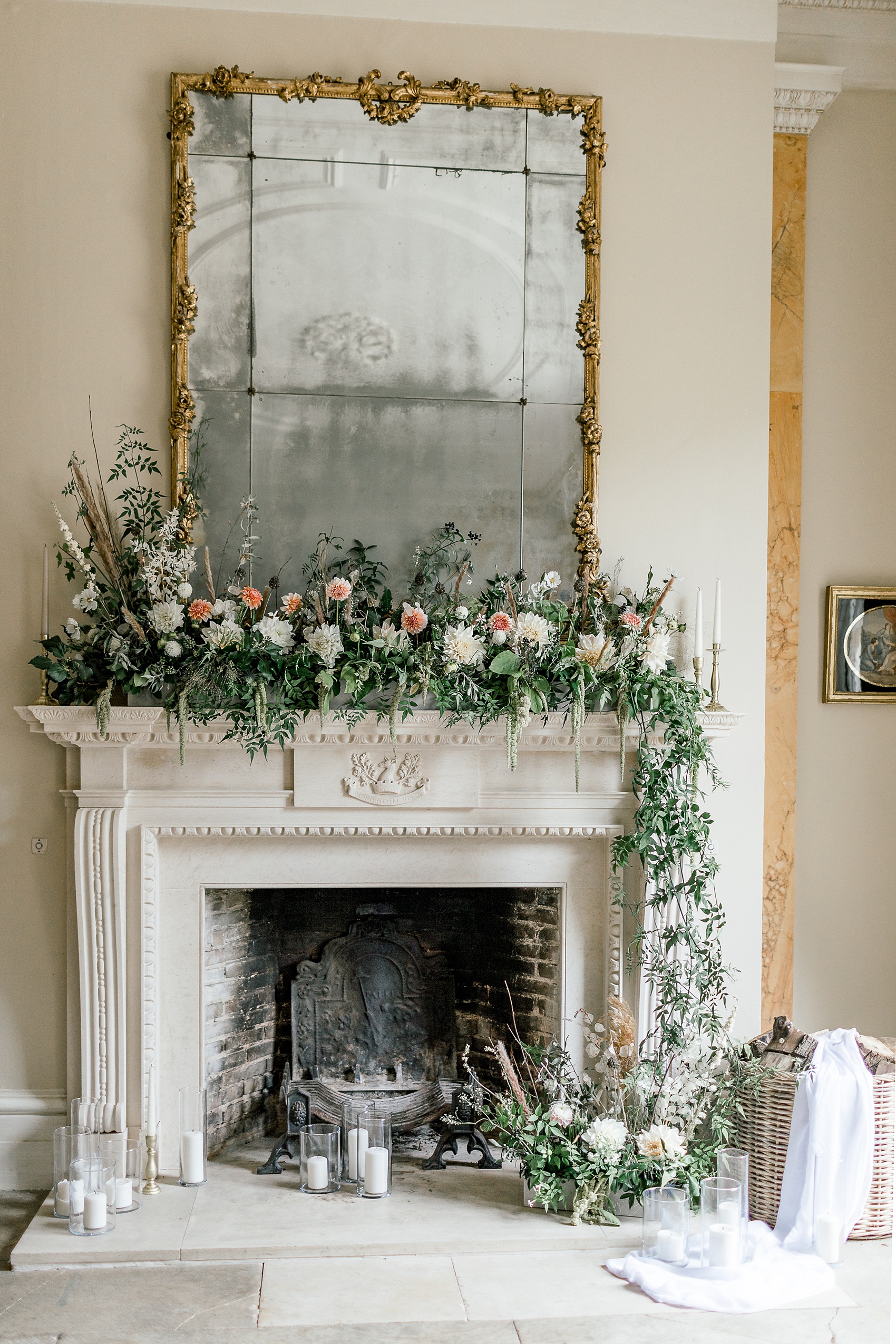 44 Pronovias intimate wedding style