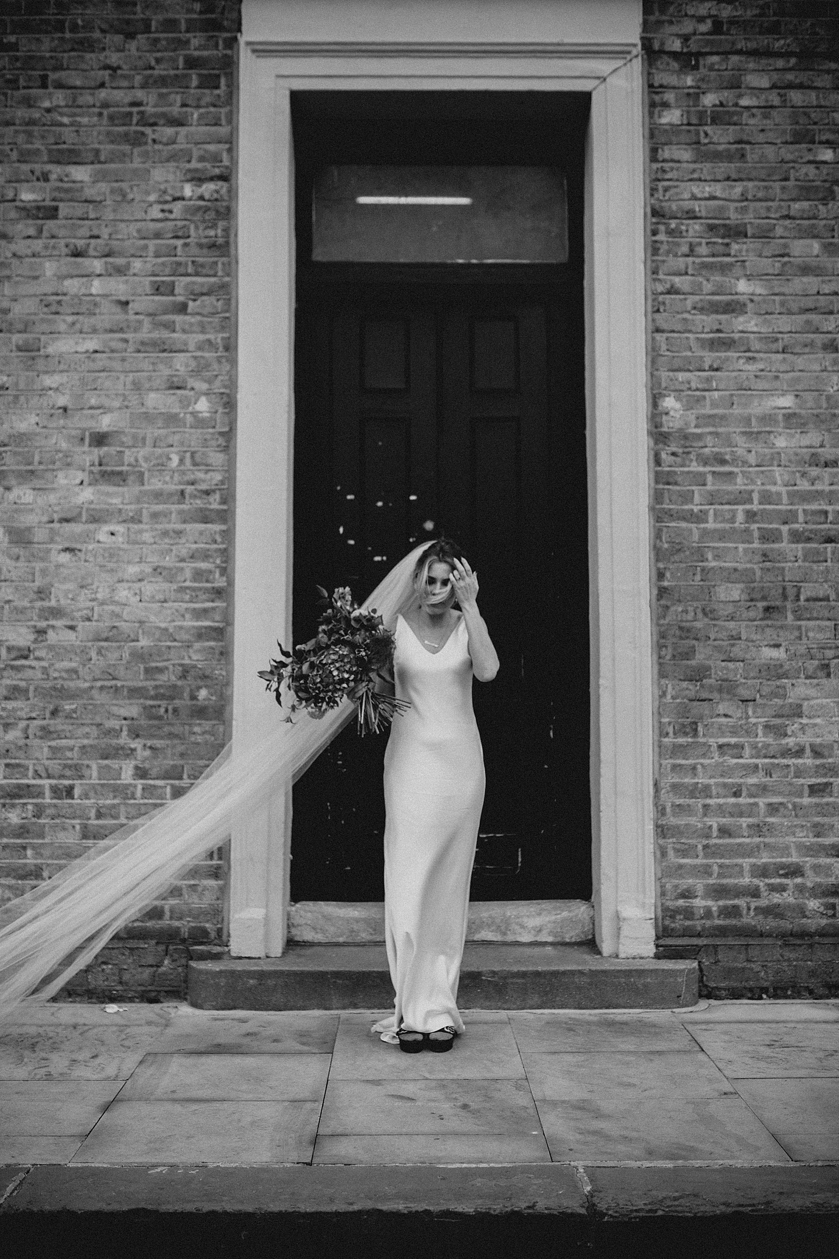 13 Cathleen Jia bride modern London wedding