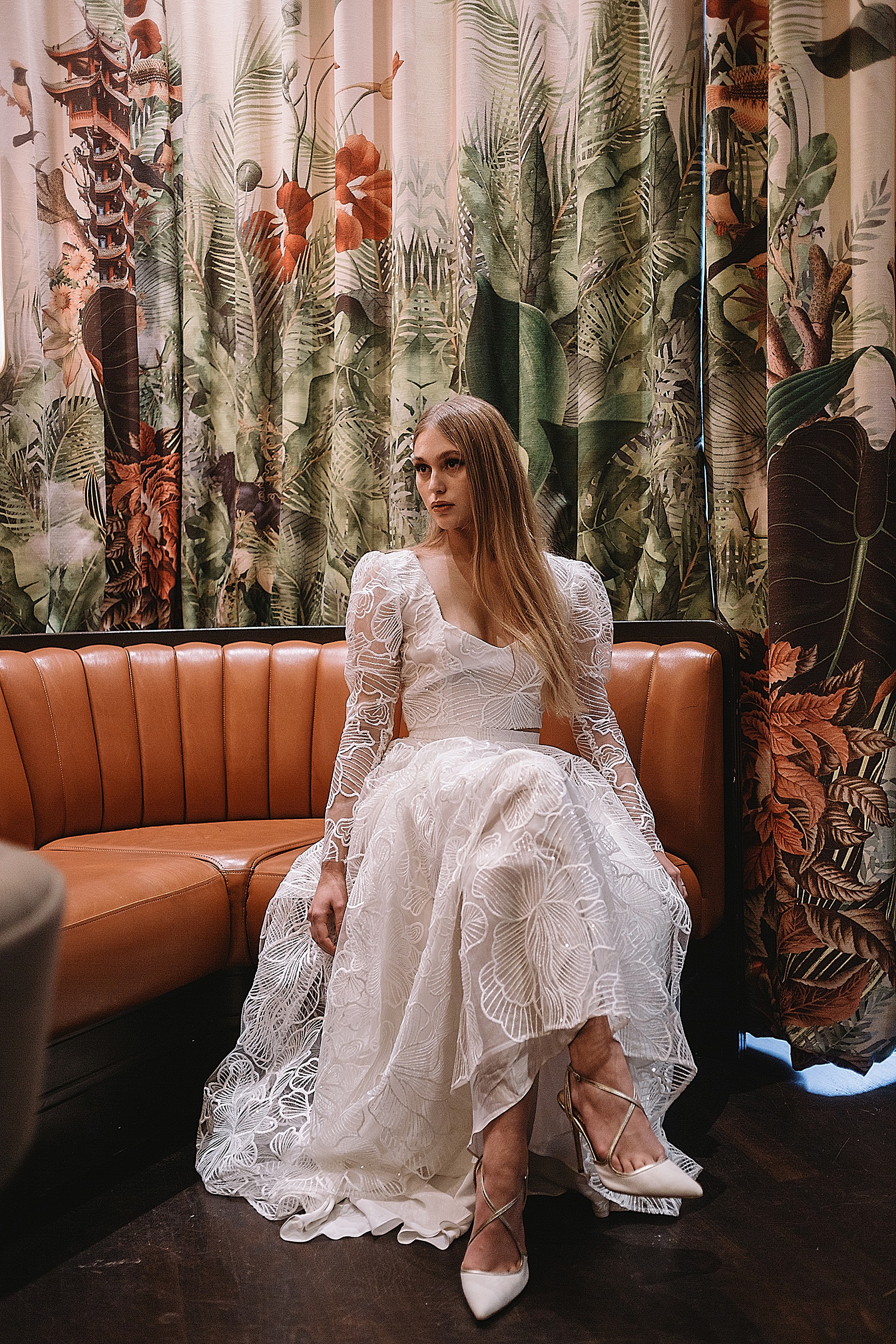 145 Modern Hollywood Bridal