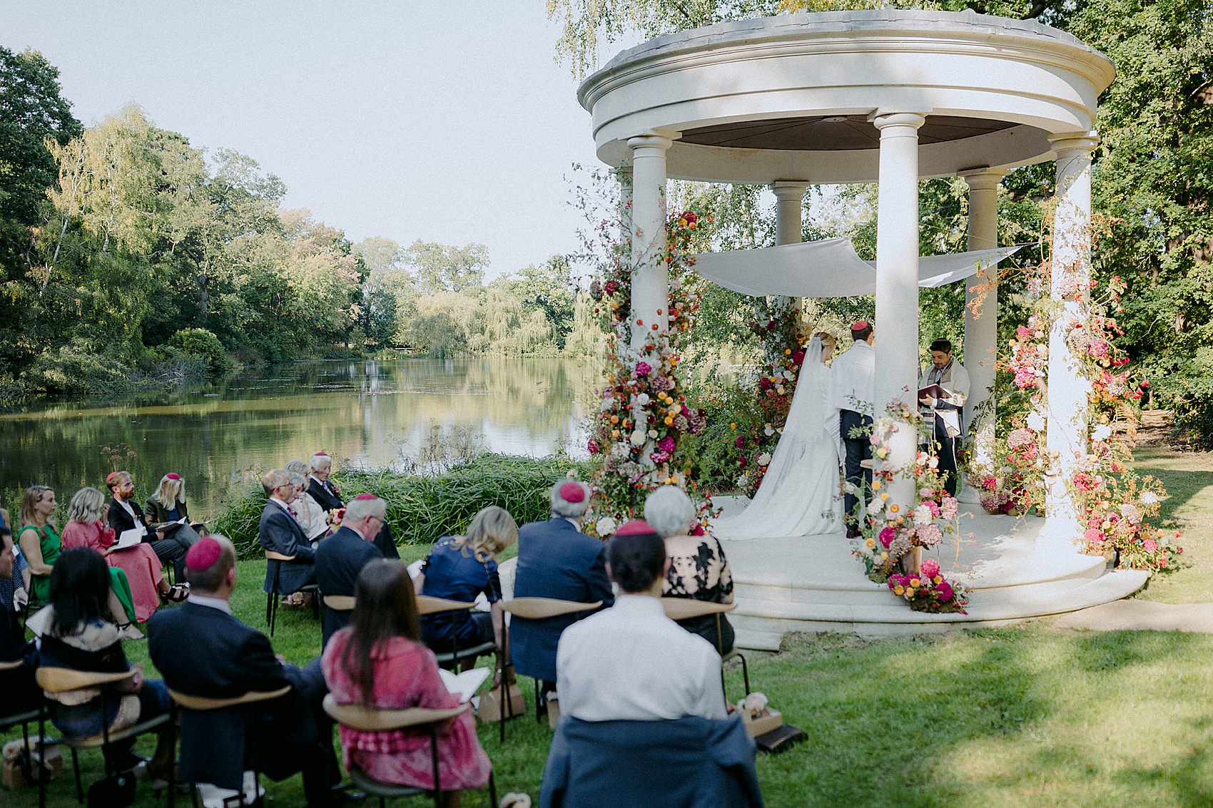 17 Jewish micro wedding Heckfield Place