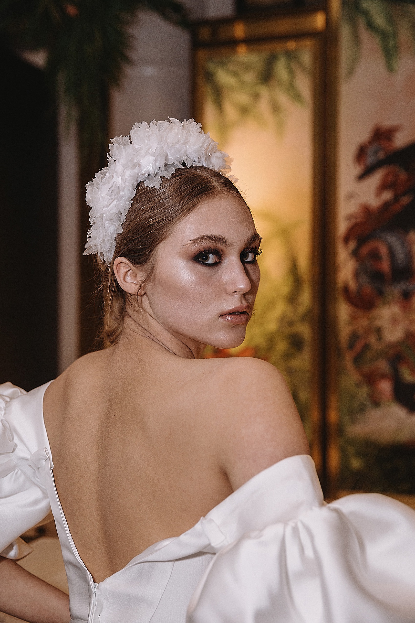 242 Modern Hollywood Bridal