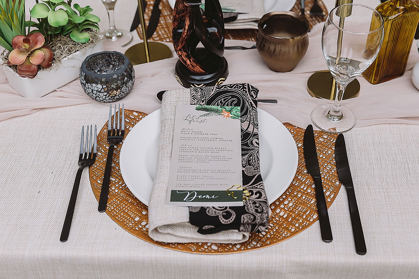 8 Contemporary Afro Chic Wedding Inspiration