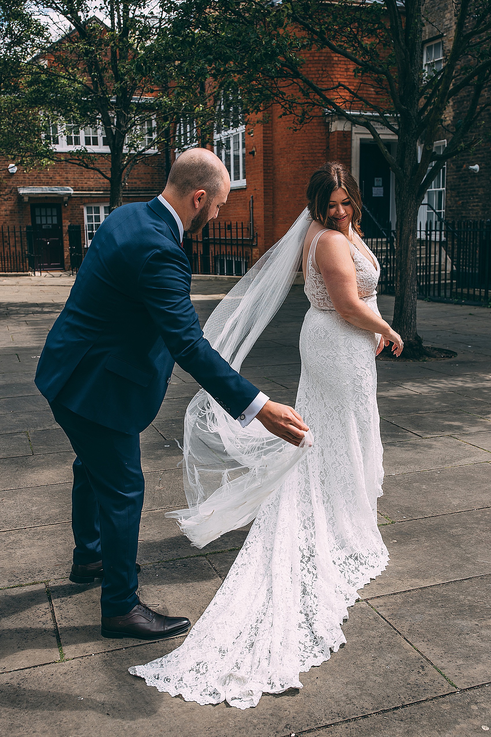 25 Micro wedding in the City Made with Love dress
