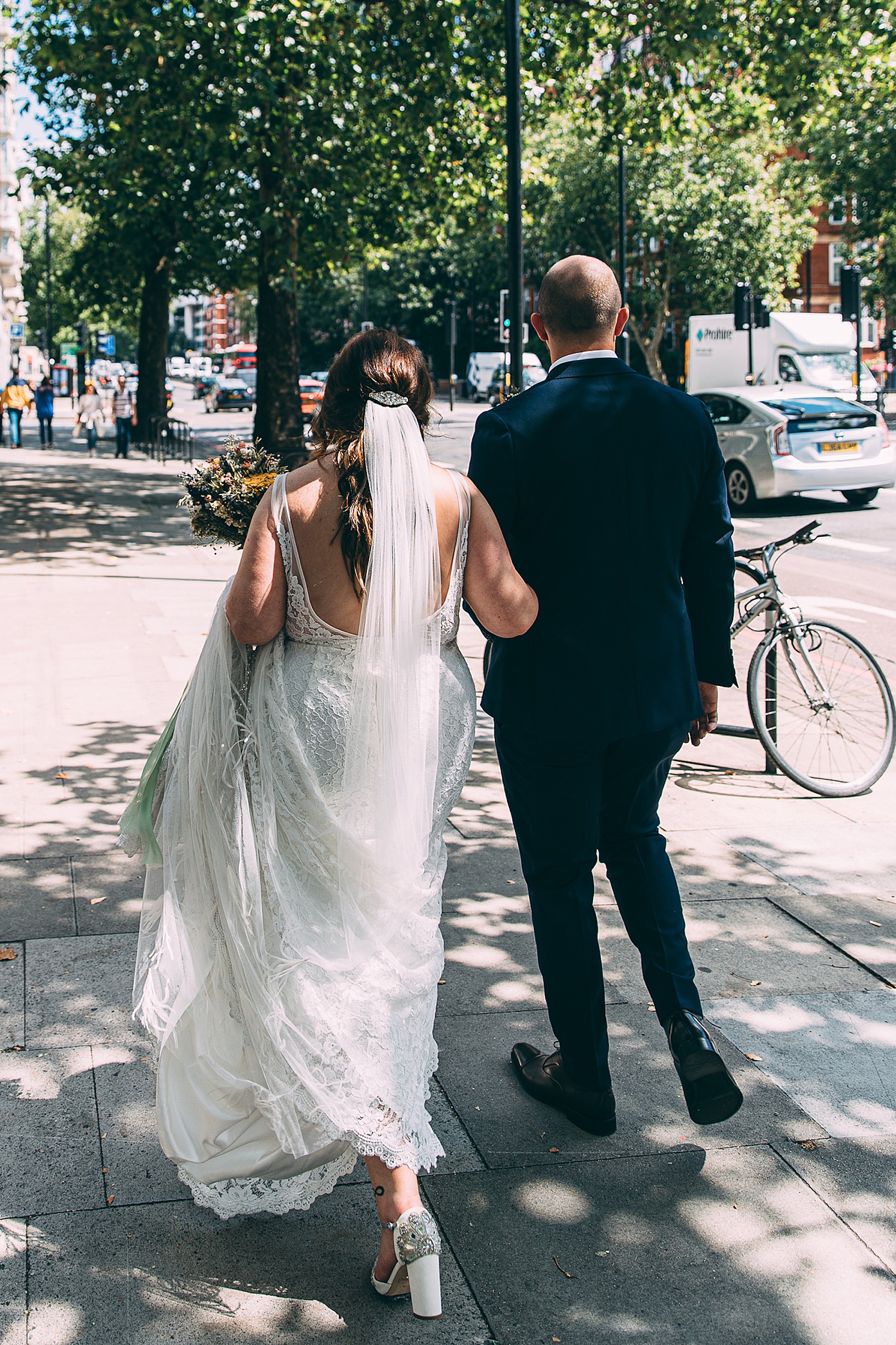 28 Micro wedding in the City Made with Love dress