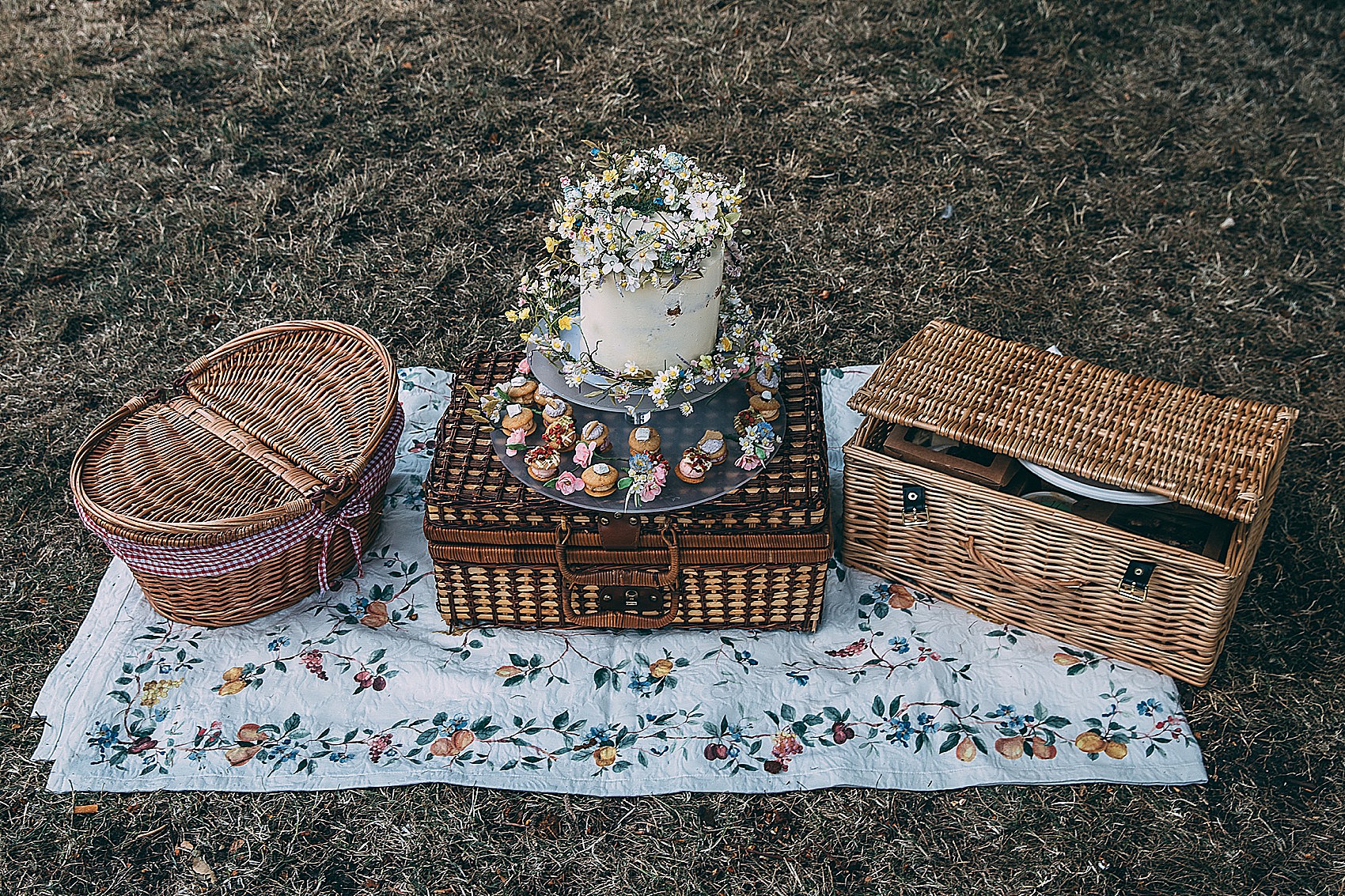 30 Micro wedding in the City Made with Love dress