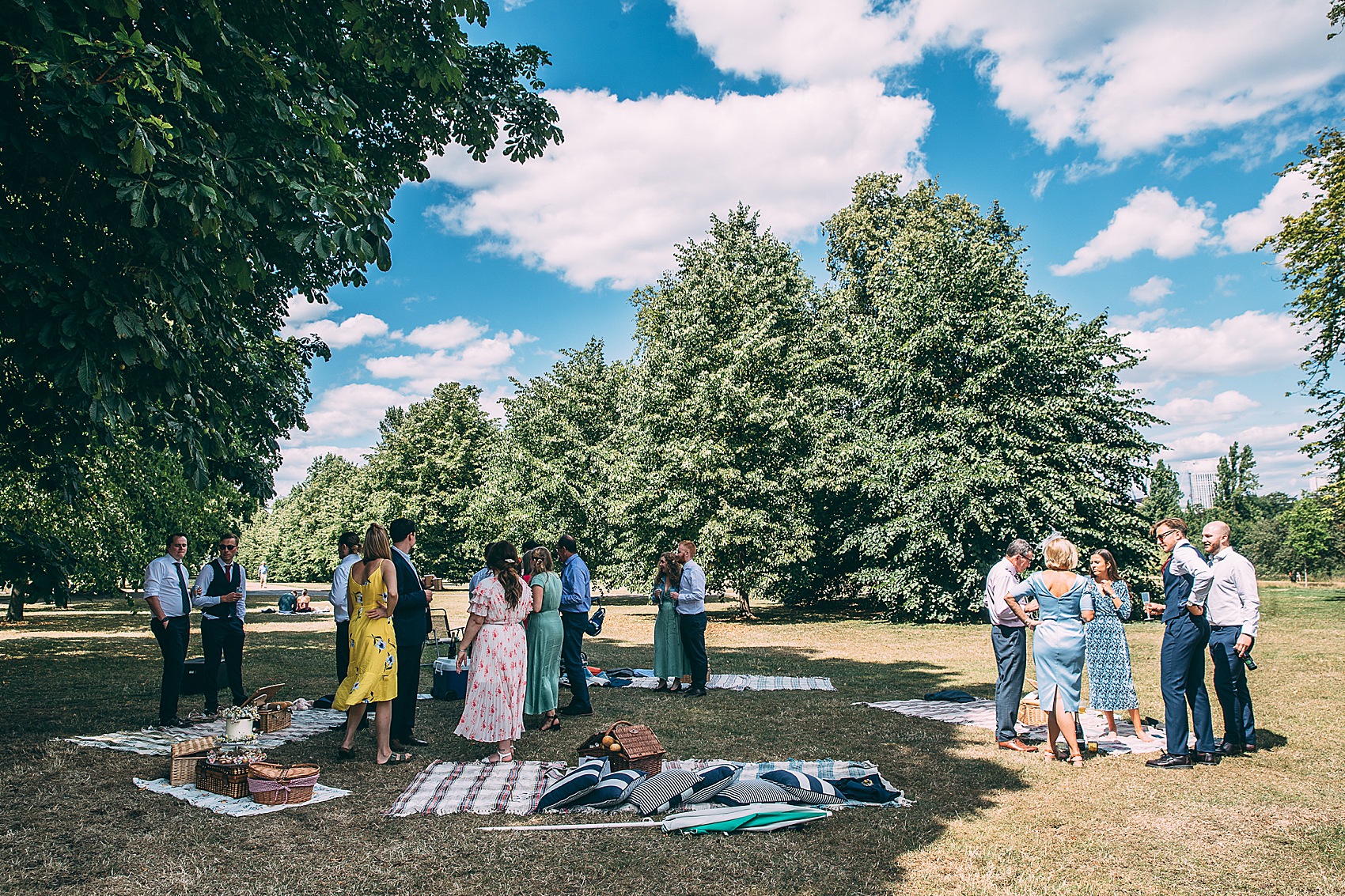 32 Micro wedding in the City Made with Love dress