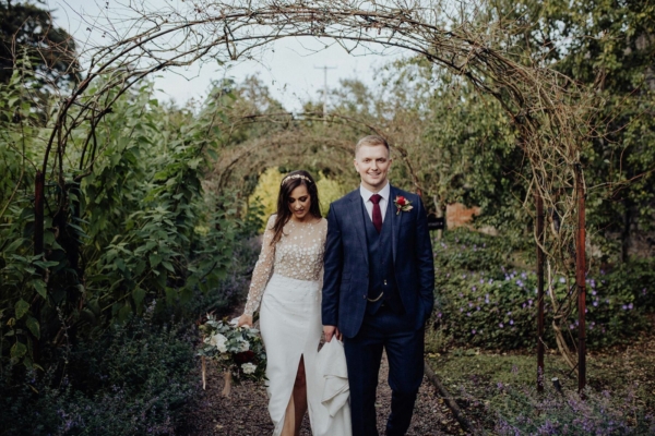 A Larchfield Estate Autumn Wedding with a Bride in Rime Arodaky