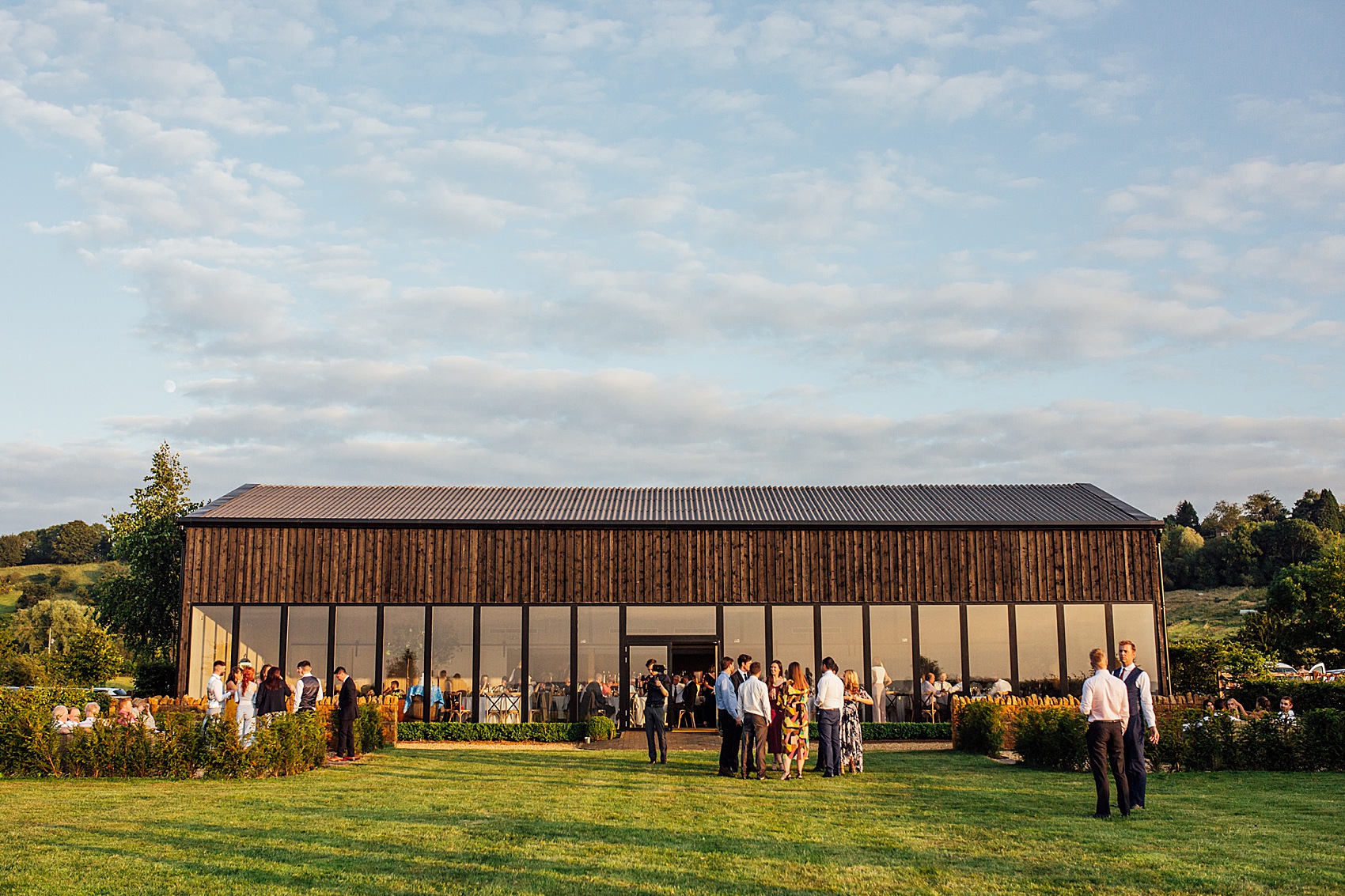 34 Suzanne Neville bride farm wedding