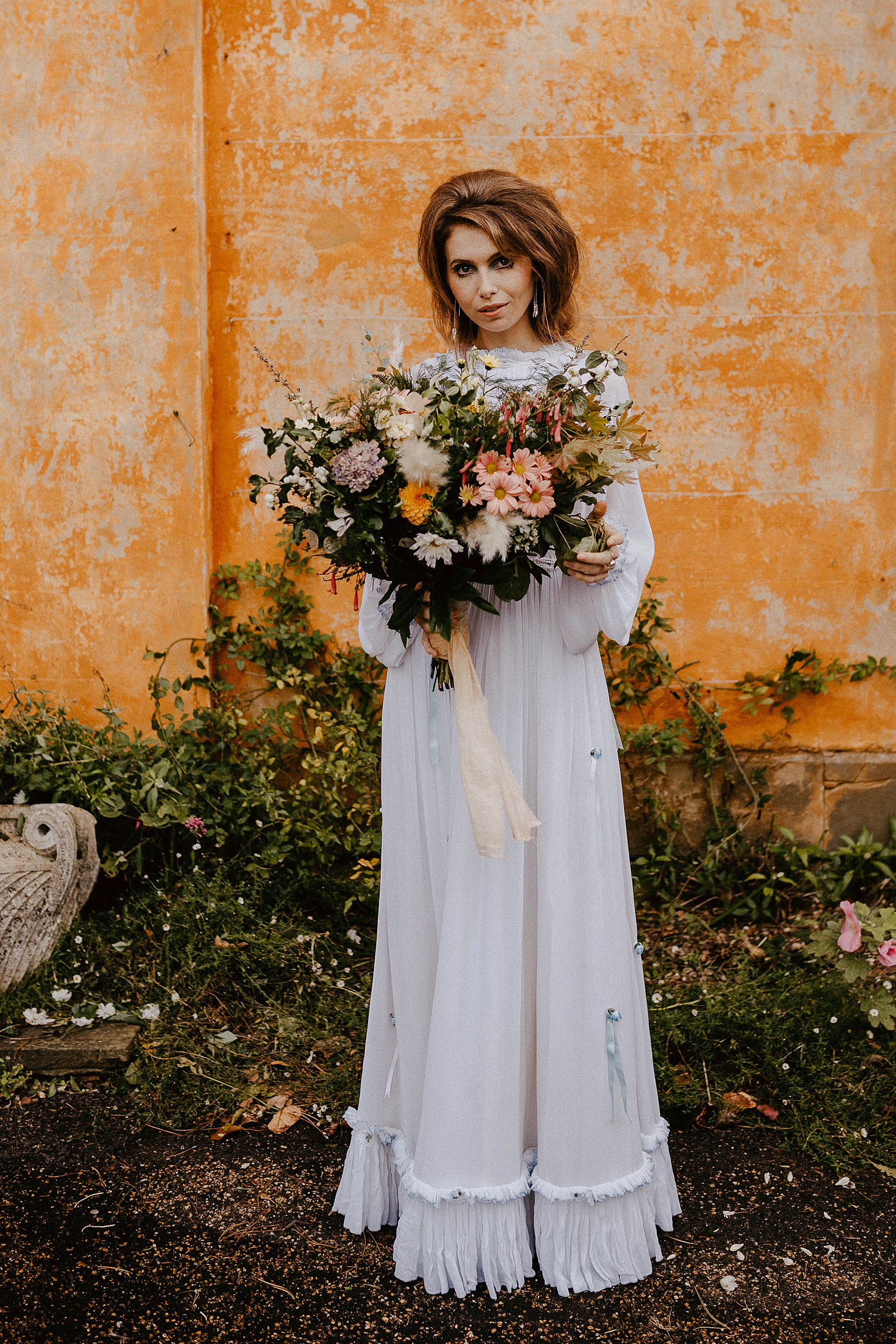 38 Sustainable 70s inspired bride