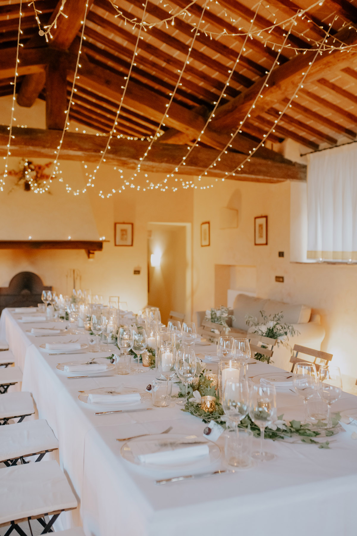 165 Rustic romantic wedding Tuscany