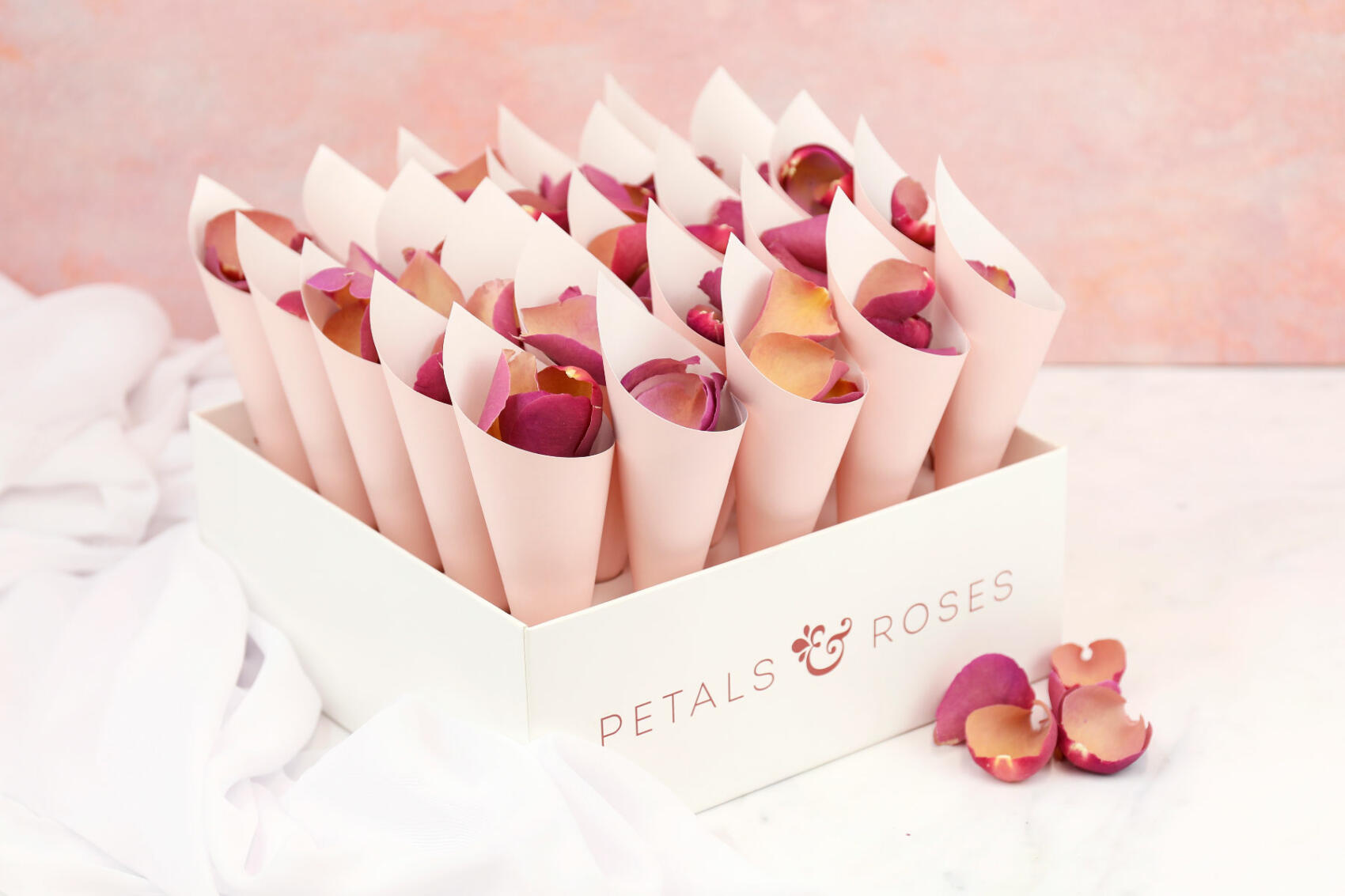 Petlas & Roses - Biodegradable Dried Rose Petals for Luxury Petal Confetti