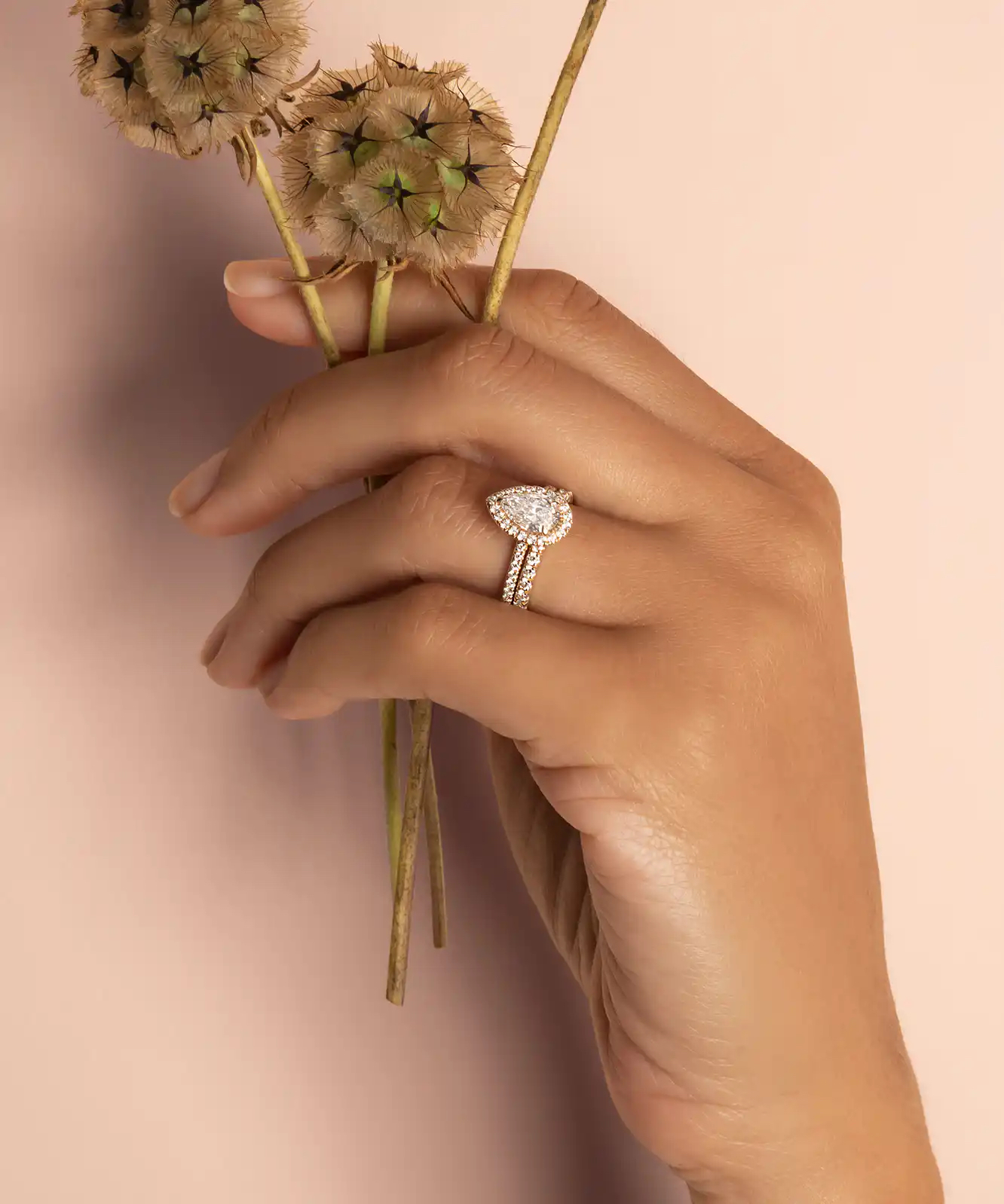 Vrai Sustainable Wedding Rings