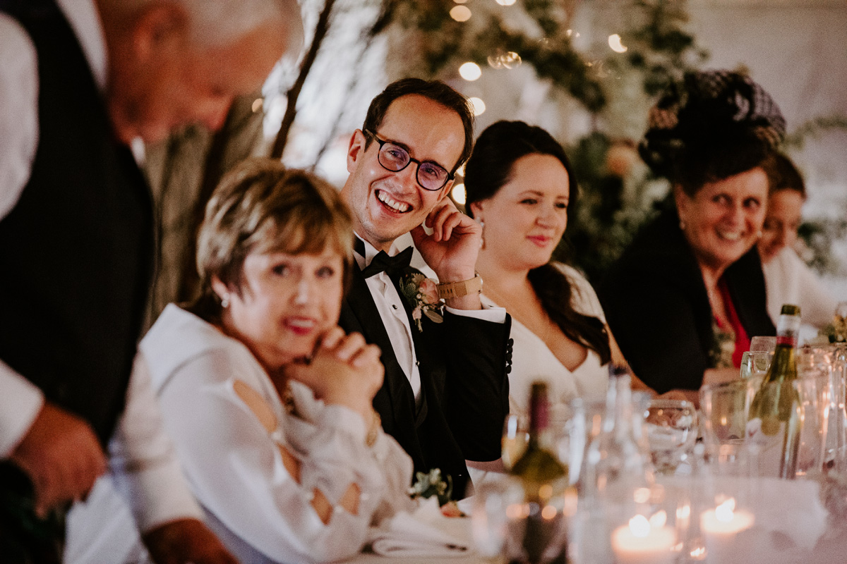 105 Oscar de la Rent Lapstone Barn wedding