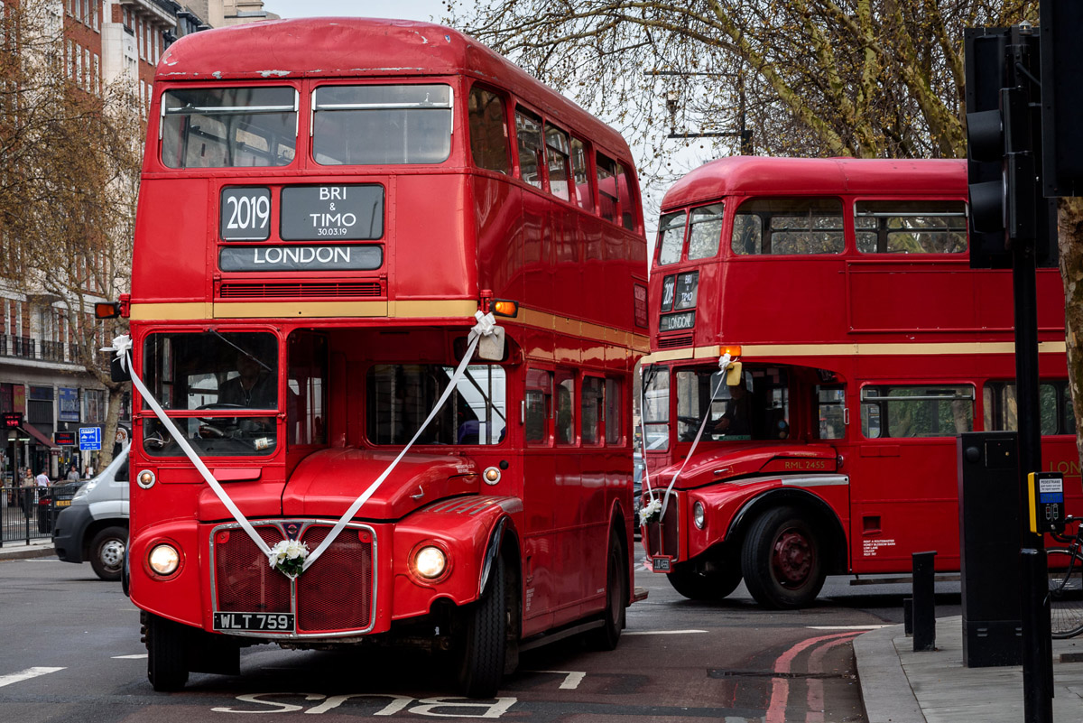 71 Classy city wedding