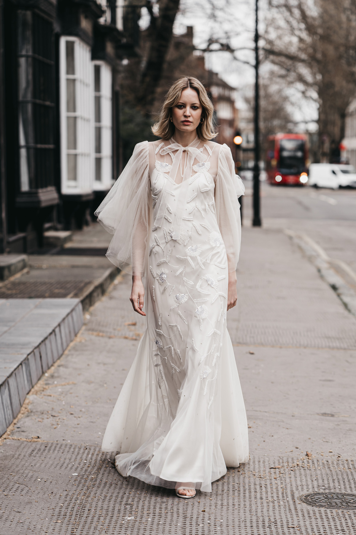 83 Halfpenny London modern city bride