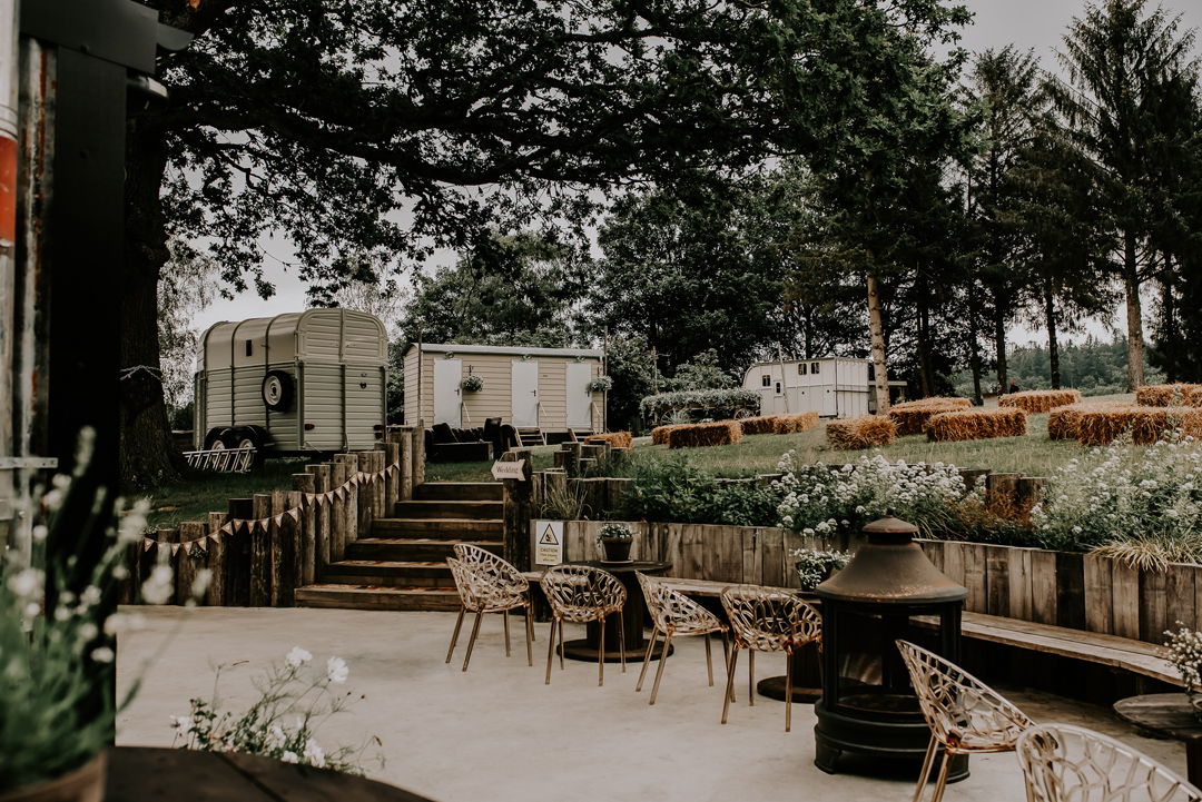 5 Emma Beaumont bride Oak Tree Barn wedding Kent