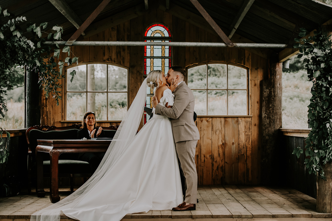 59 Emma Beaumont bride Oak Tree Barn wedding Kent