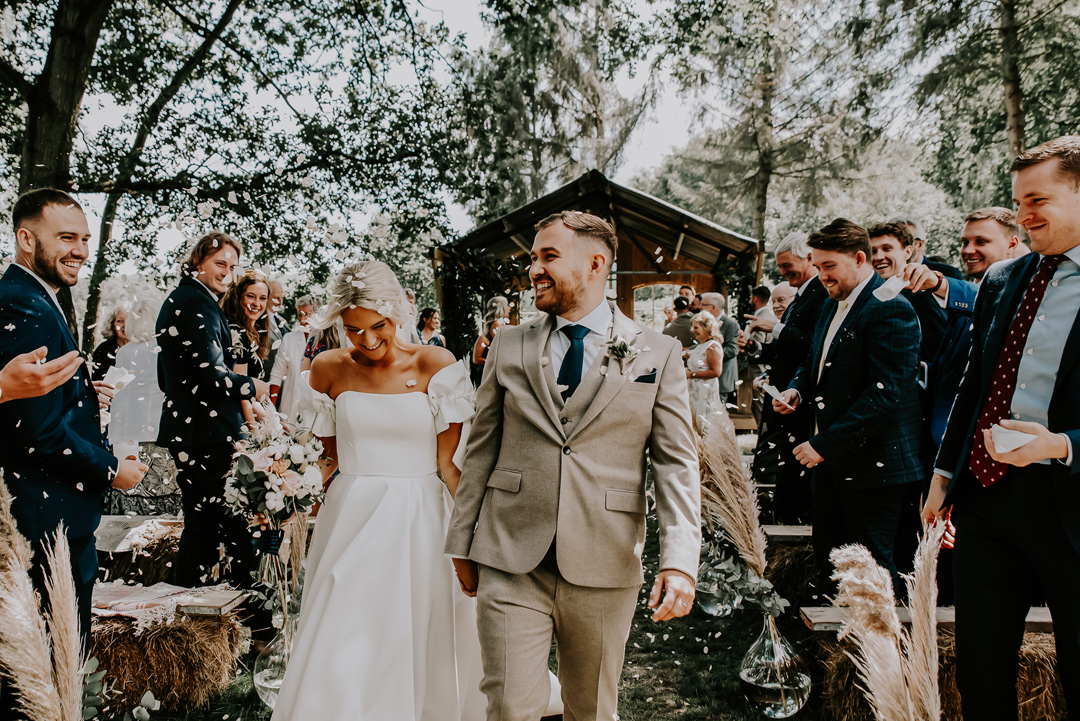 62 Emma Beaumont bride Oak Tree Barn wedding Kent