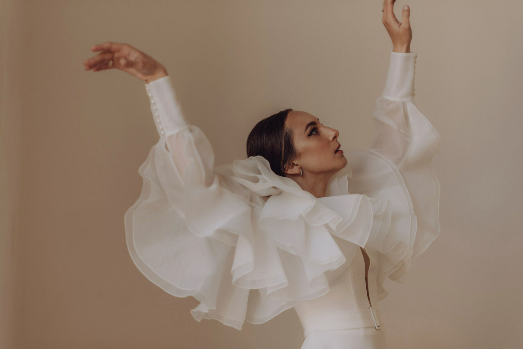 Tatiana Kaplun bridal ruffles modern minimalist 2