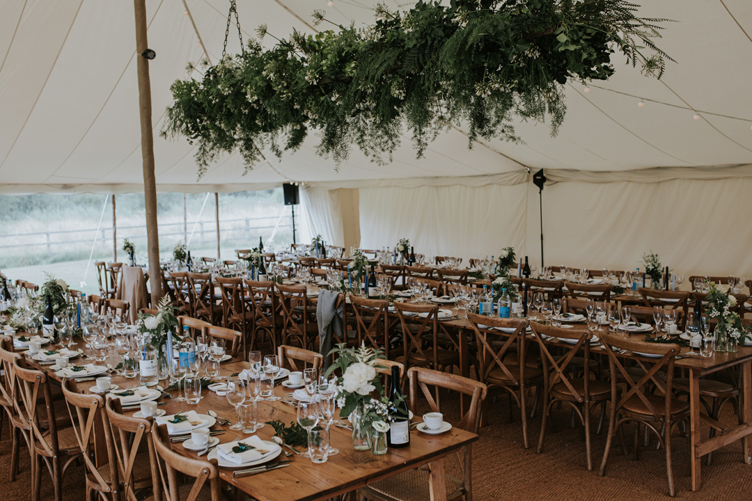 112 English country marquee wedding