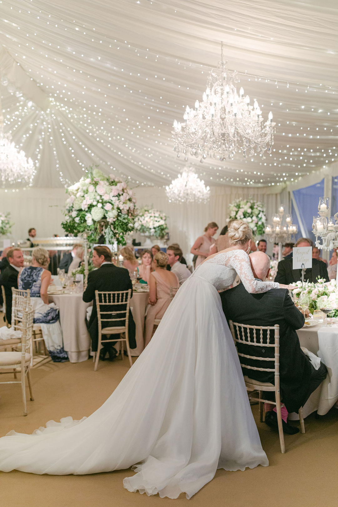 143 Luxury quintessentialy English wedding at home