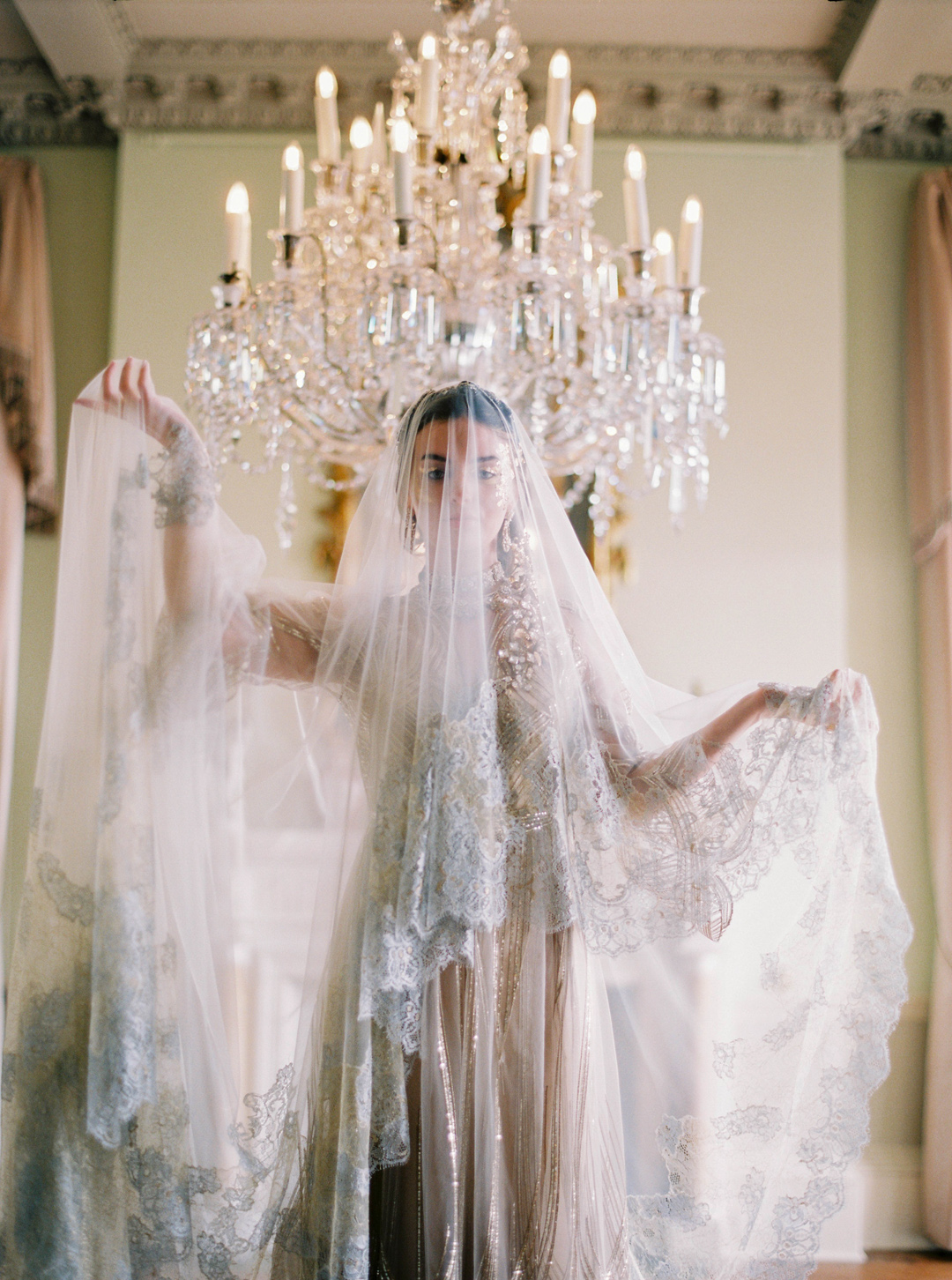 400 Gustav Klimt Luxury Bridal Editorial 1