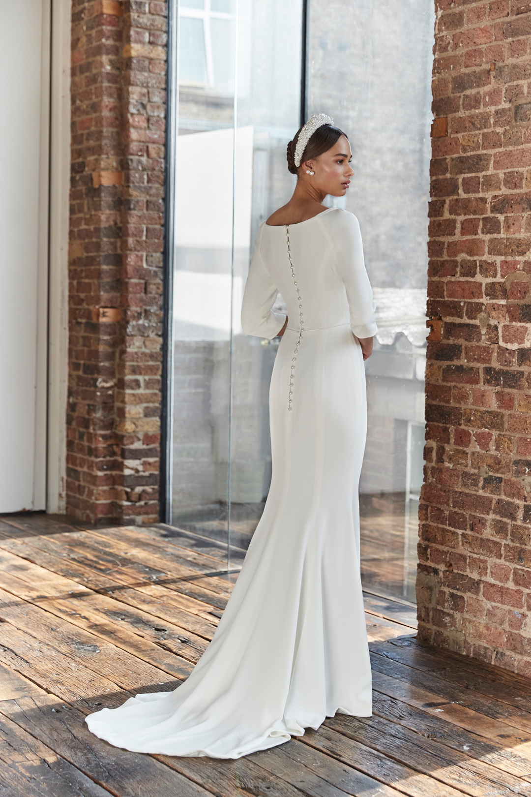 SASSI HOLFORD BRIDAL 2022 DARCY BACK