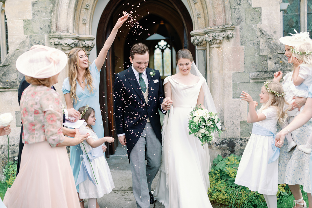 130 Phillipa Lepley Wiltshire Wedding Pantone Country Air