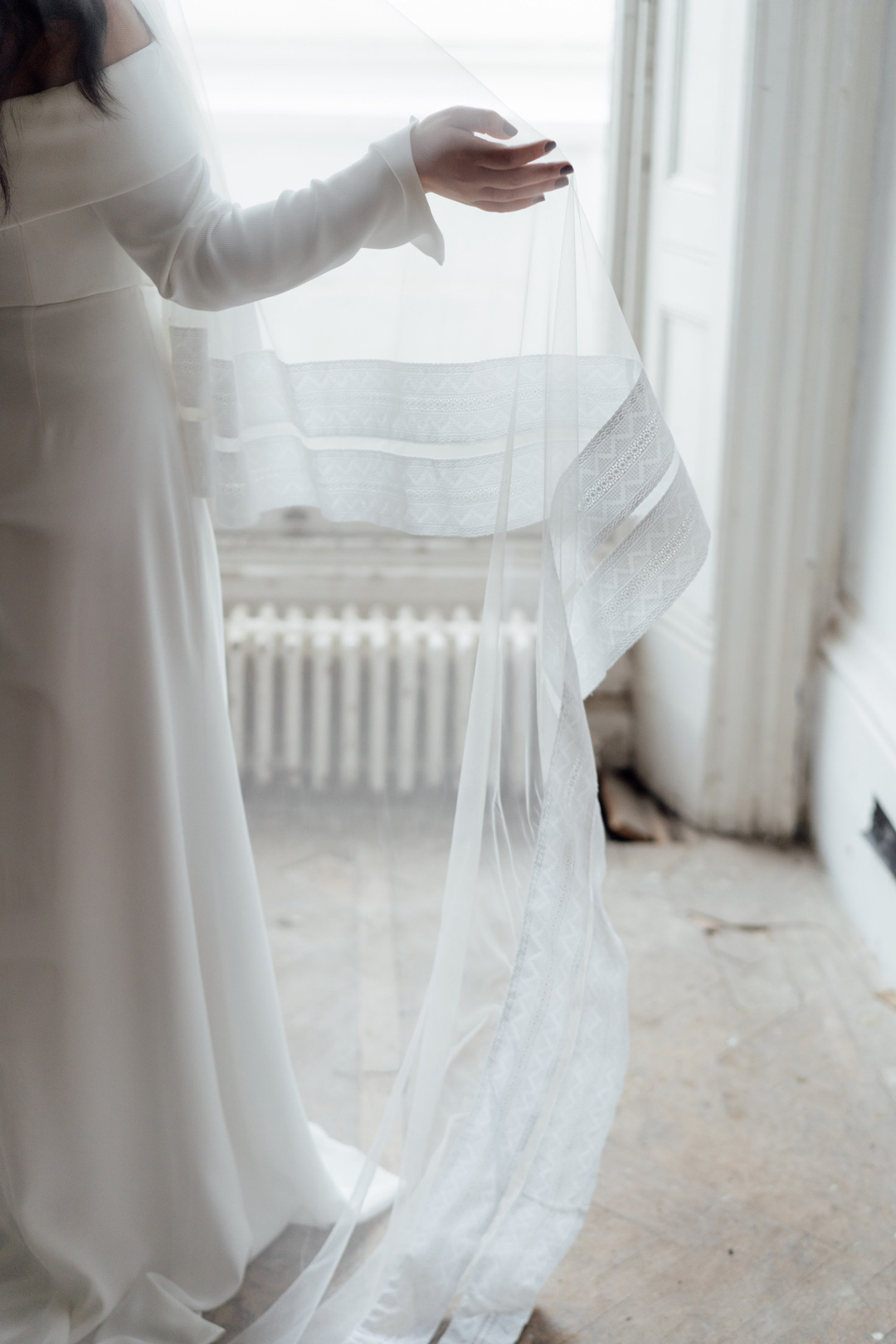 Andrea Hawkes Bridal Wedding Veils and Capes 29 22 Andrea Hawkes Emotion Collection