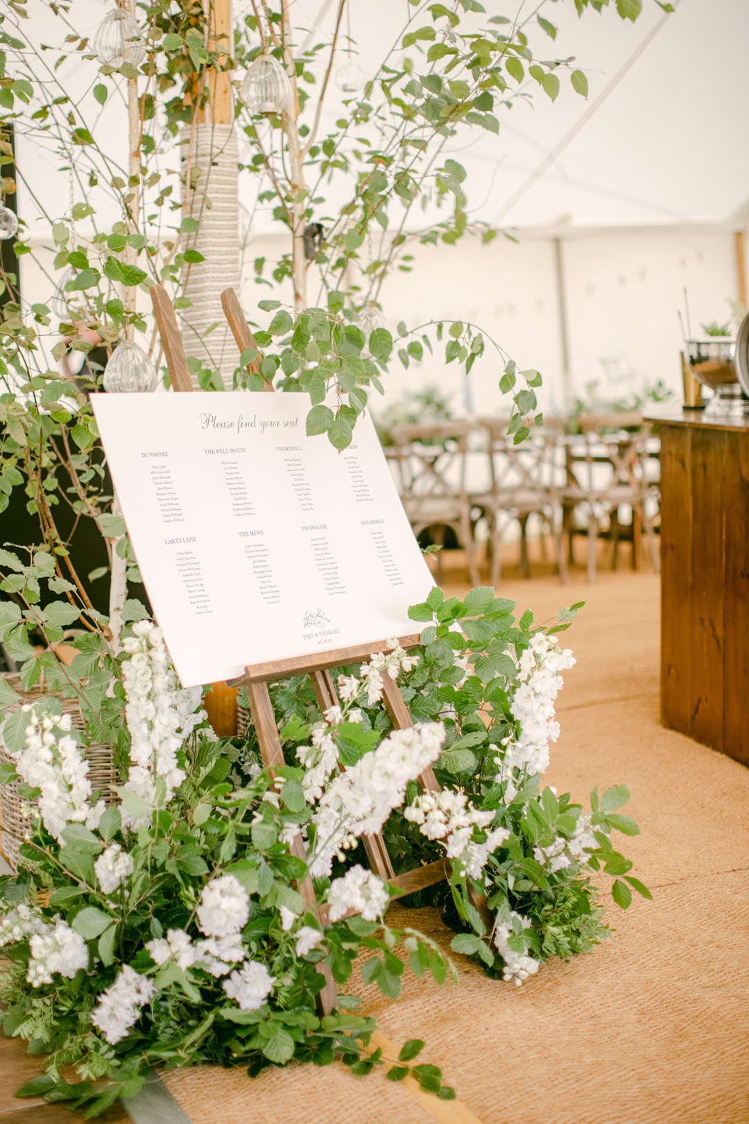 70 Phillipa Lepley Wiltshire Wedding Pantone Country Air