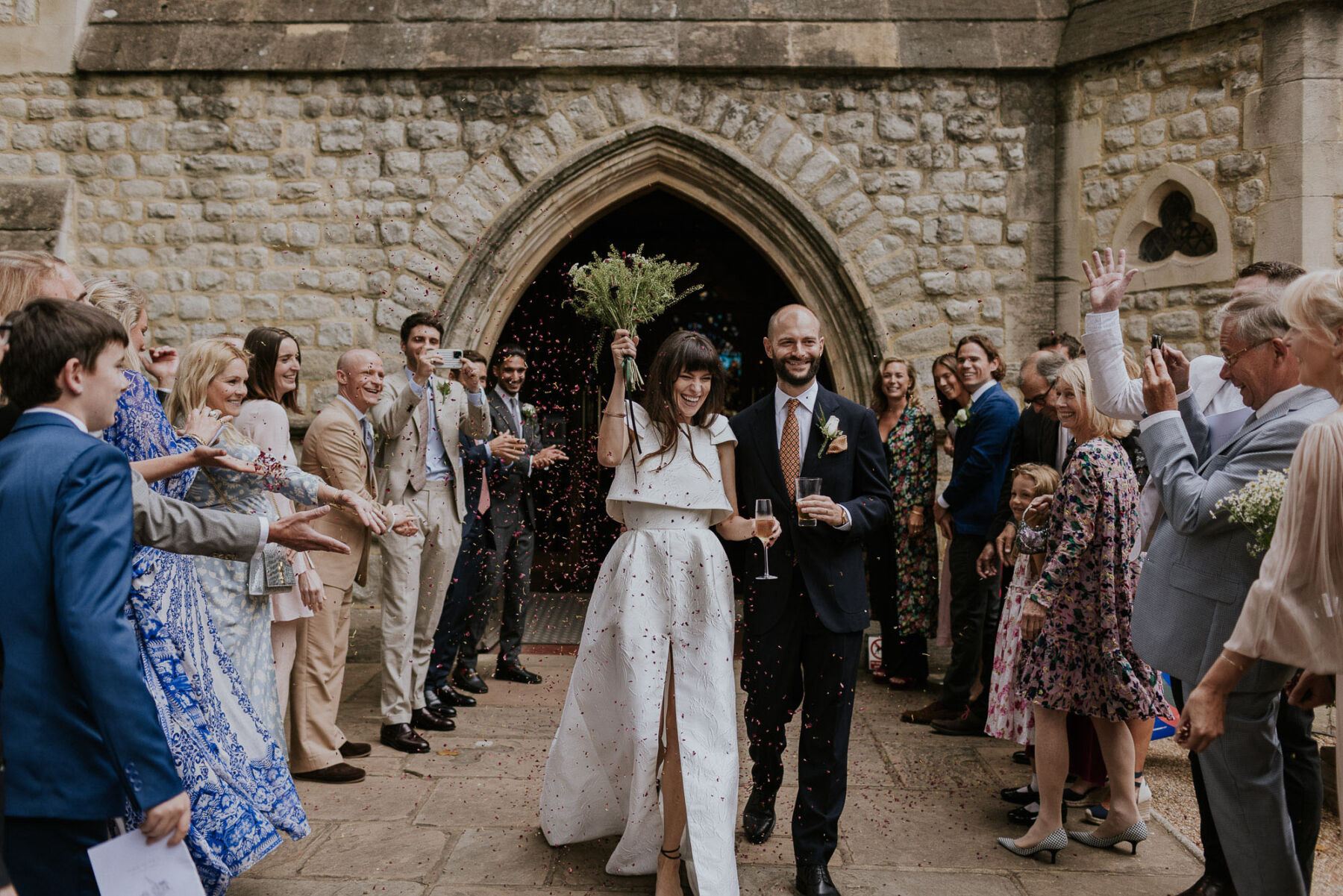 Confetti Jesus Peiro bride