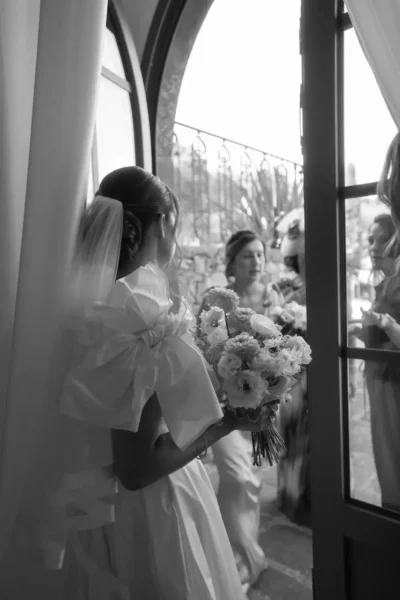 Morgan Davies Bridal London wedding boutique-1