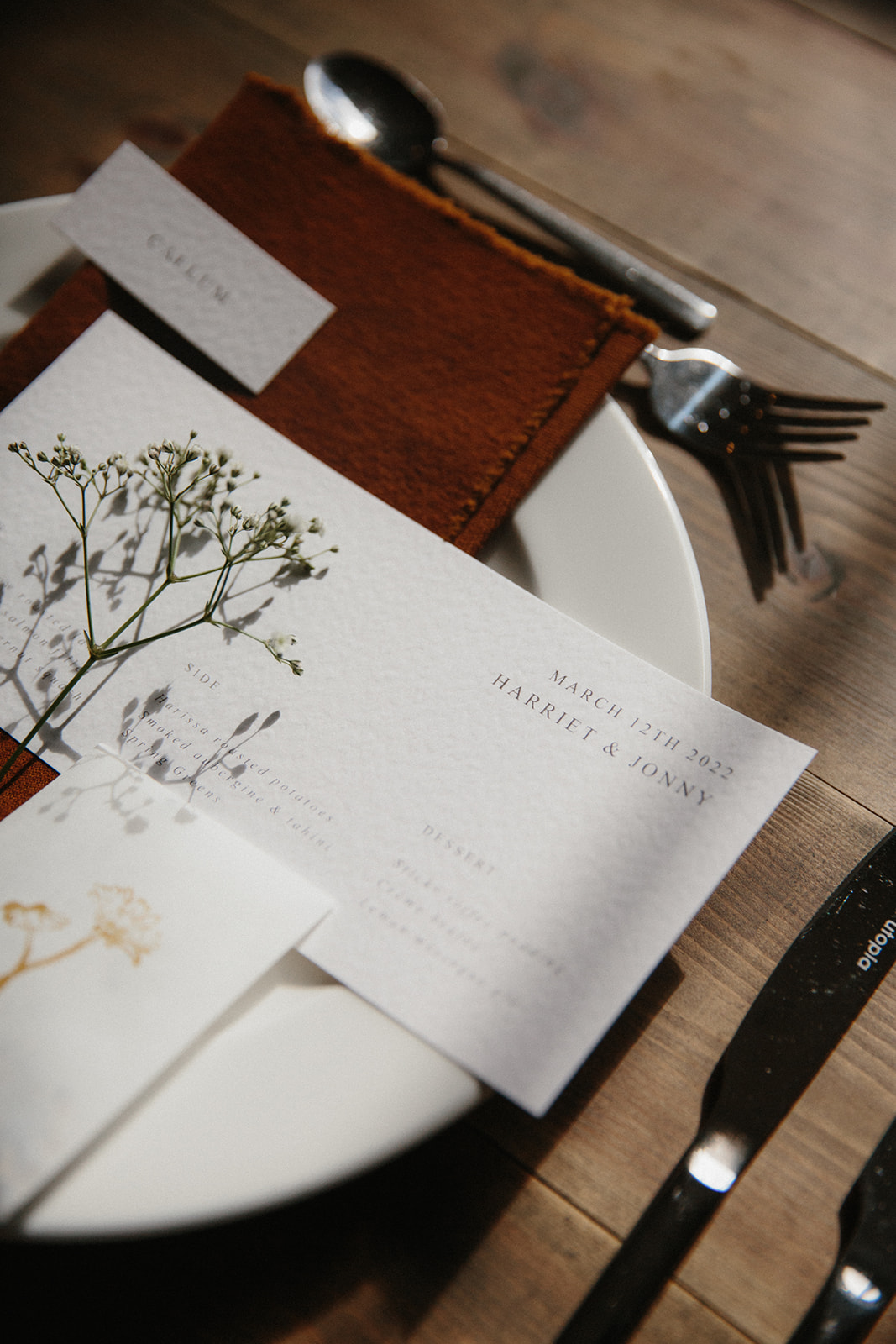 Elegant minimalist modern wedding stationery