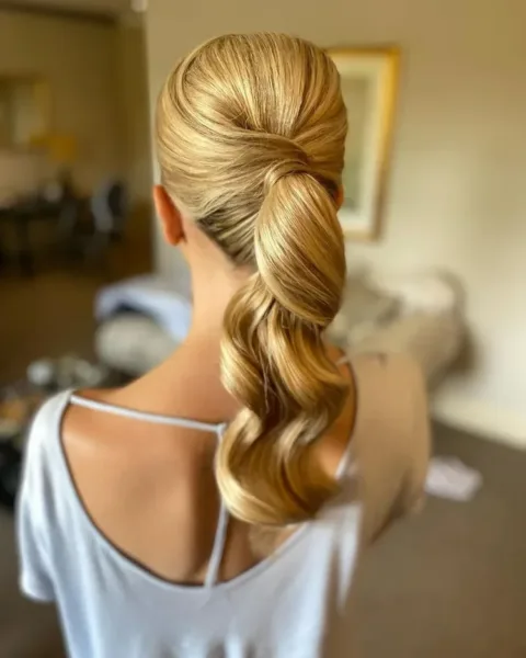 Team Glam - professional wedding bridal hair and makeup.8