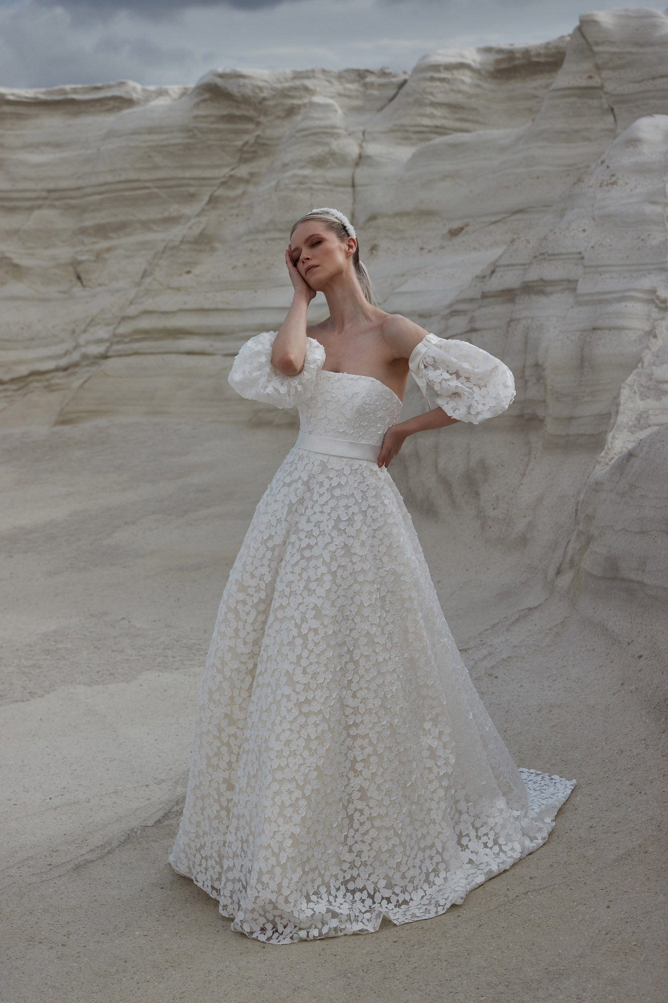 Sassi Holford wedding dress with detachable puff sleeves