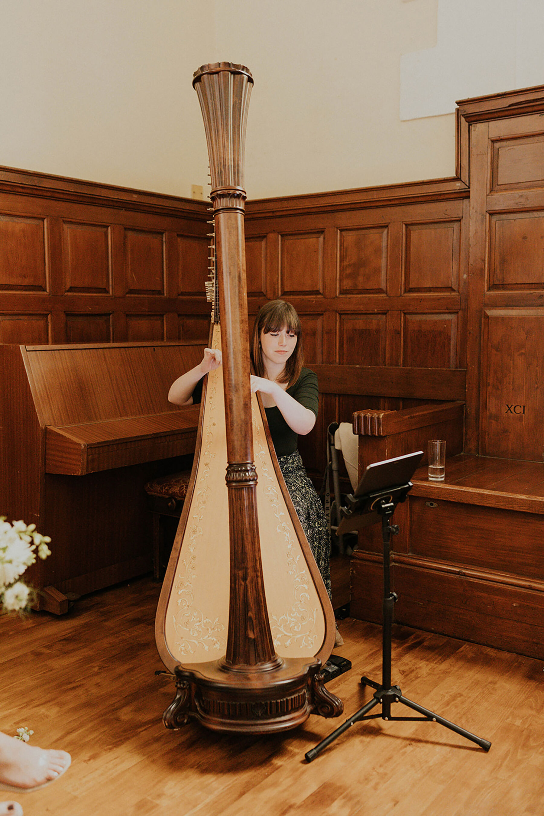 Wedding harpist at Pollokshields Burgh Hall, Glasgow.