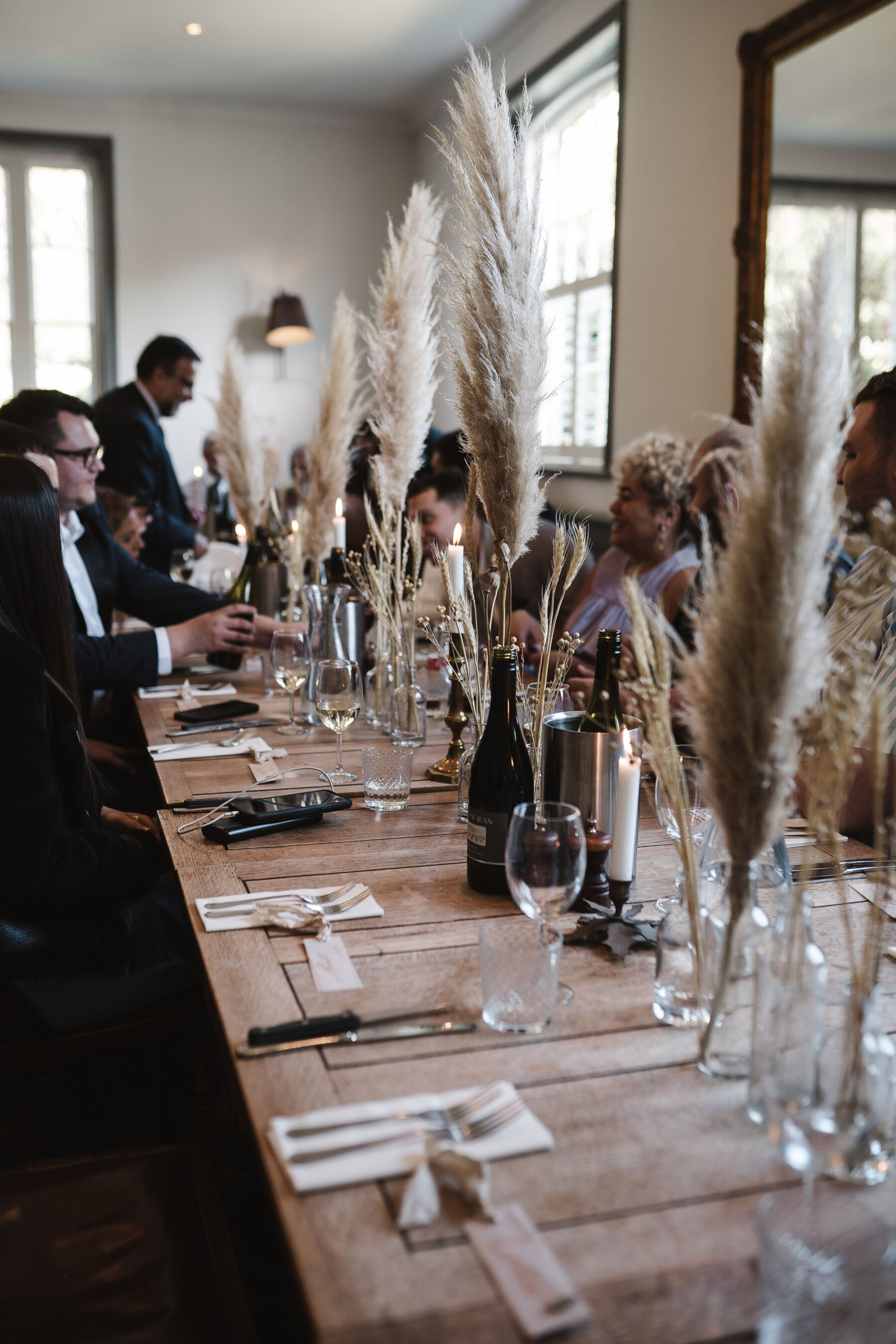 Pampas grass + minimal wedding table decor. By Karolina Photography.