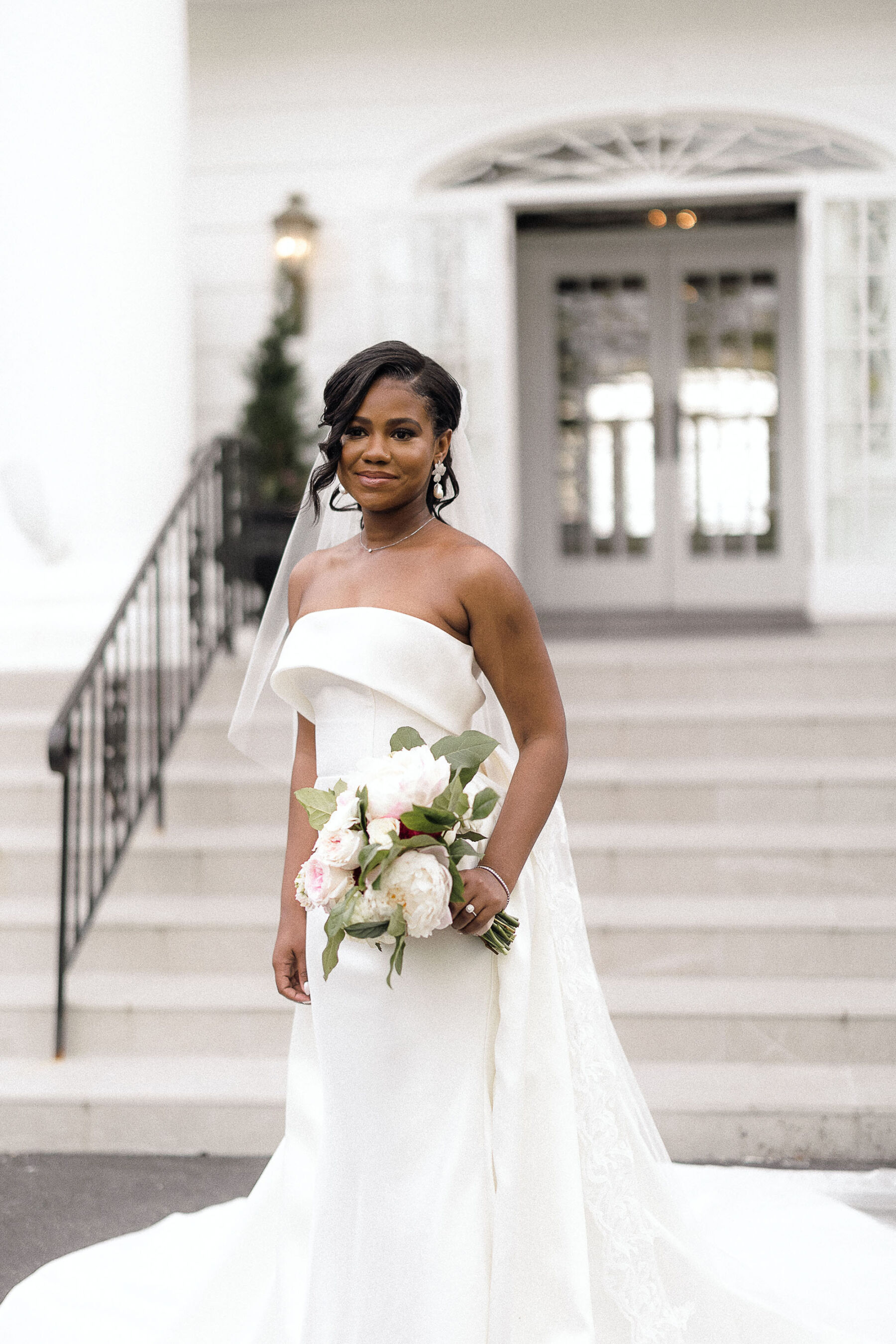 Eva Lendel // Old Black Hollywood Glam Inspired Wedding