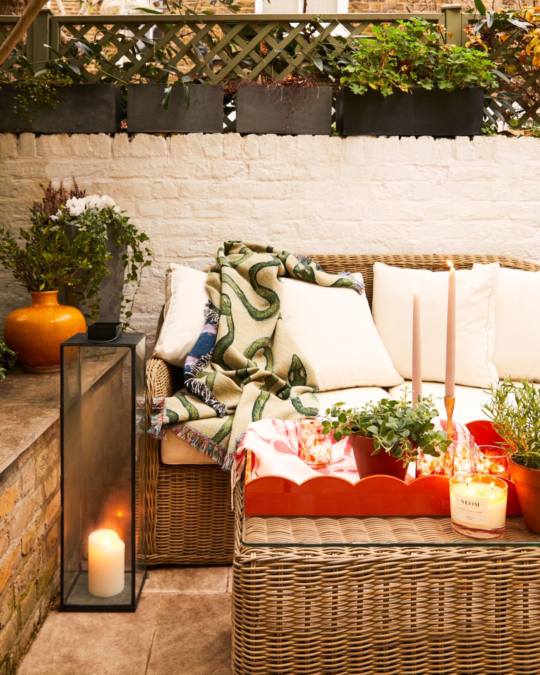 Outdoor furniture, The Wedding Present Company
