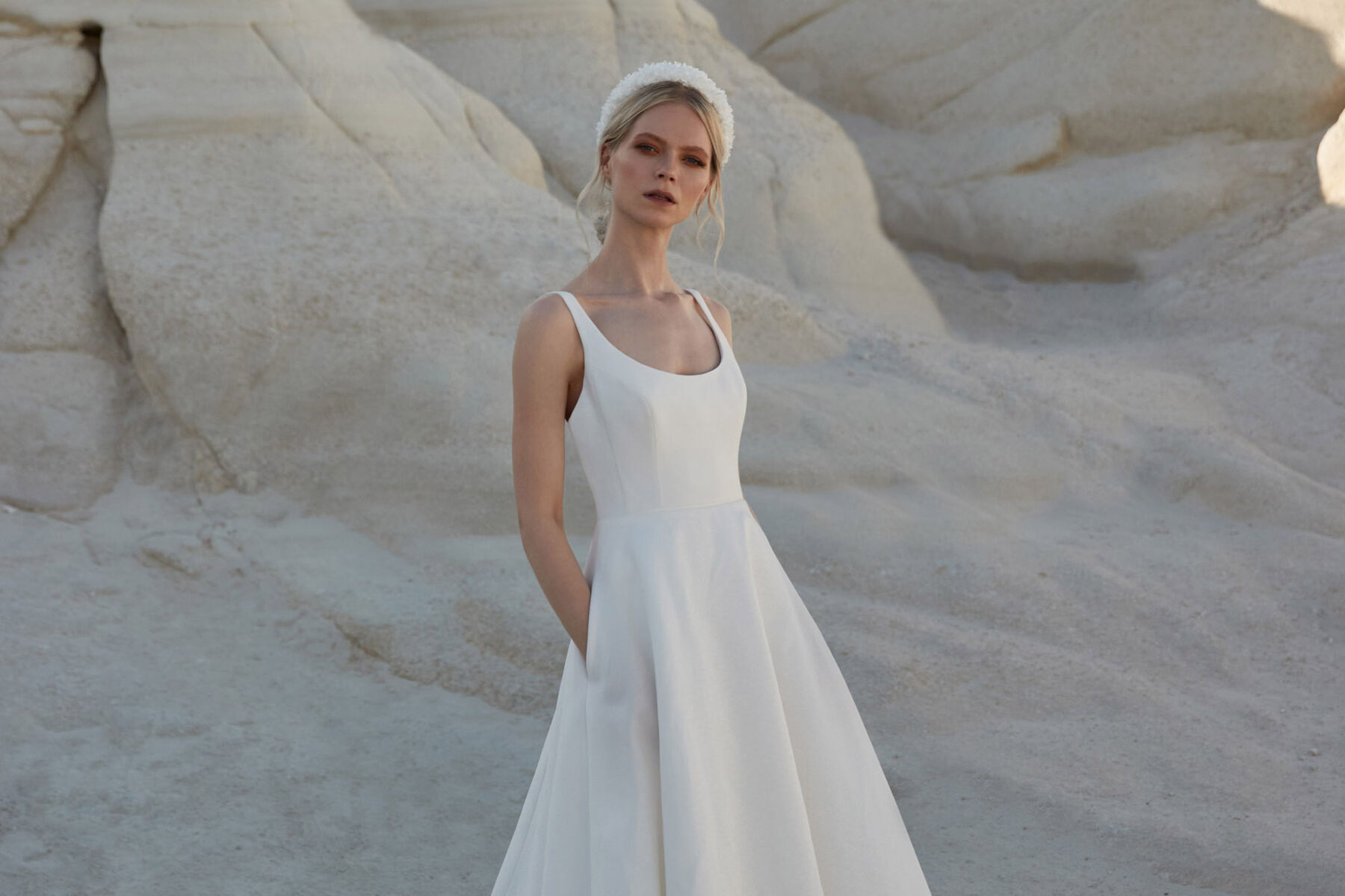 Sassi Holford simple modern wedding dress