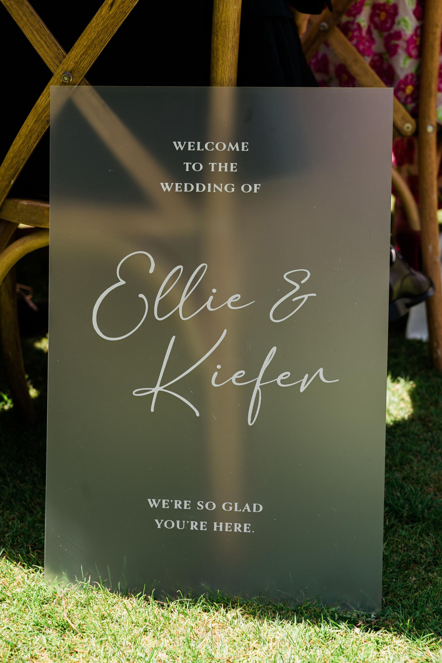 Perspex wedding sign greeting guests