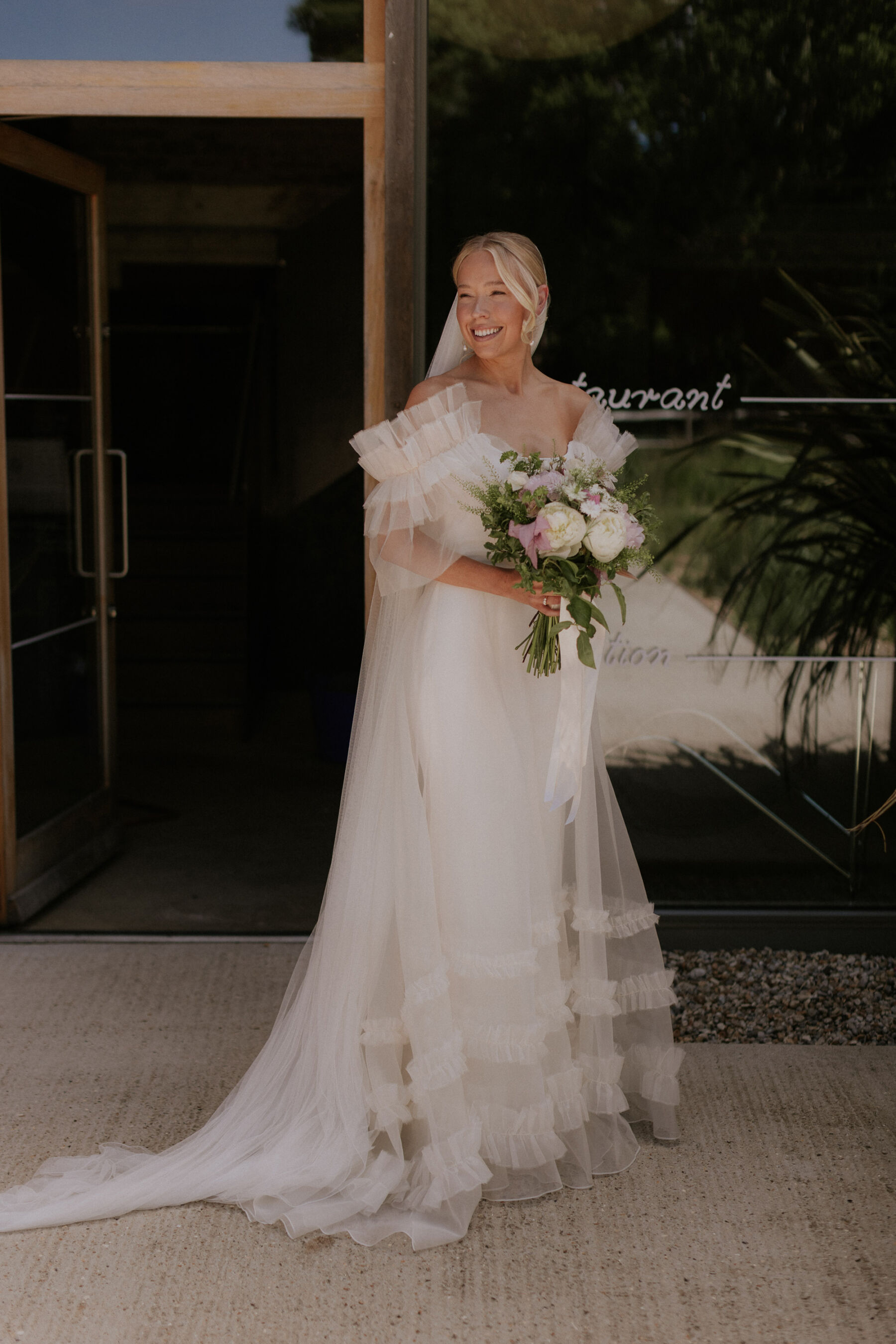 Halfpenny London bride Maja Tsolo Photography 18