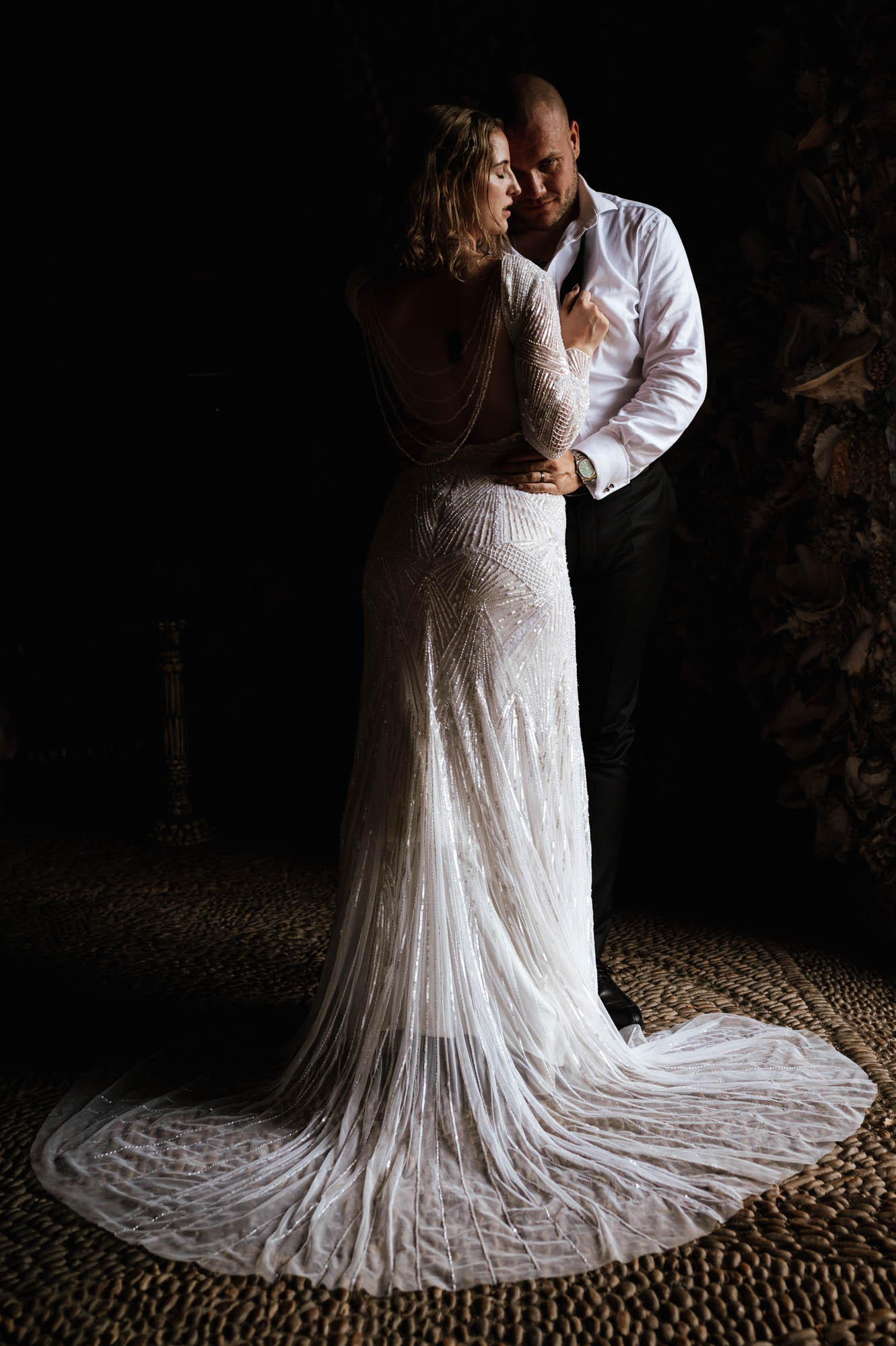 Eliza Jane Howell glamorous old Hollywood glamour wedding dress. Robin Goodlad Photography.