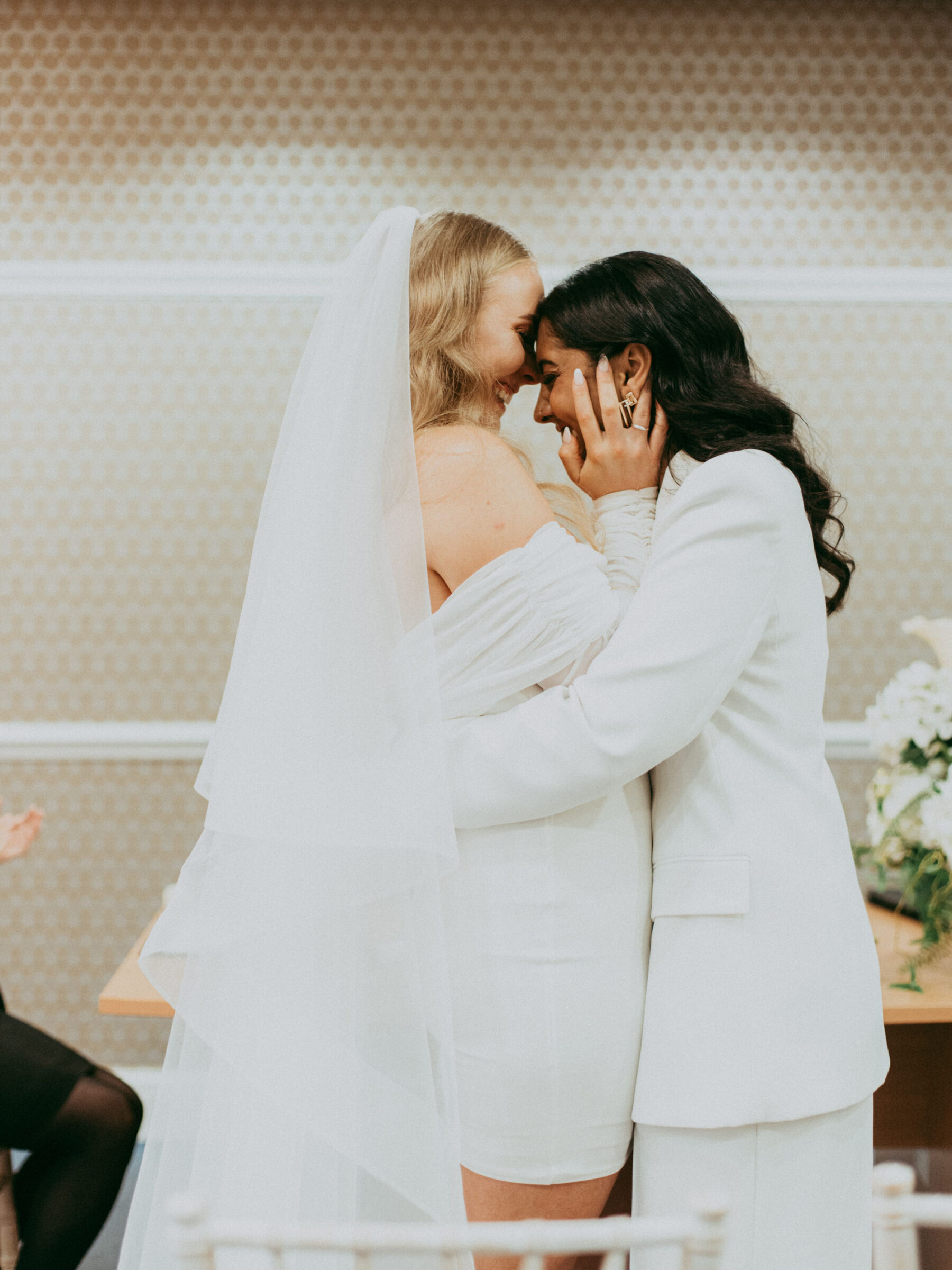 Lesbian wedding ceremony. Daniel Mice Photography.