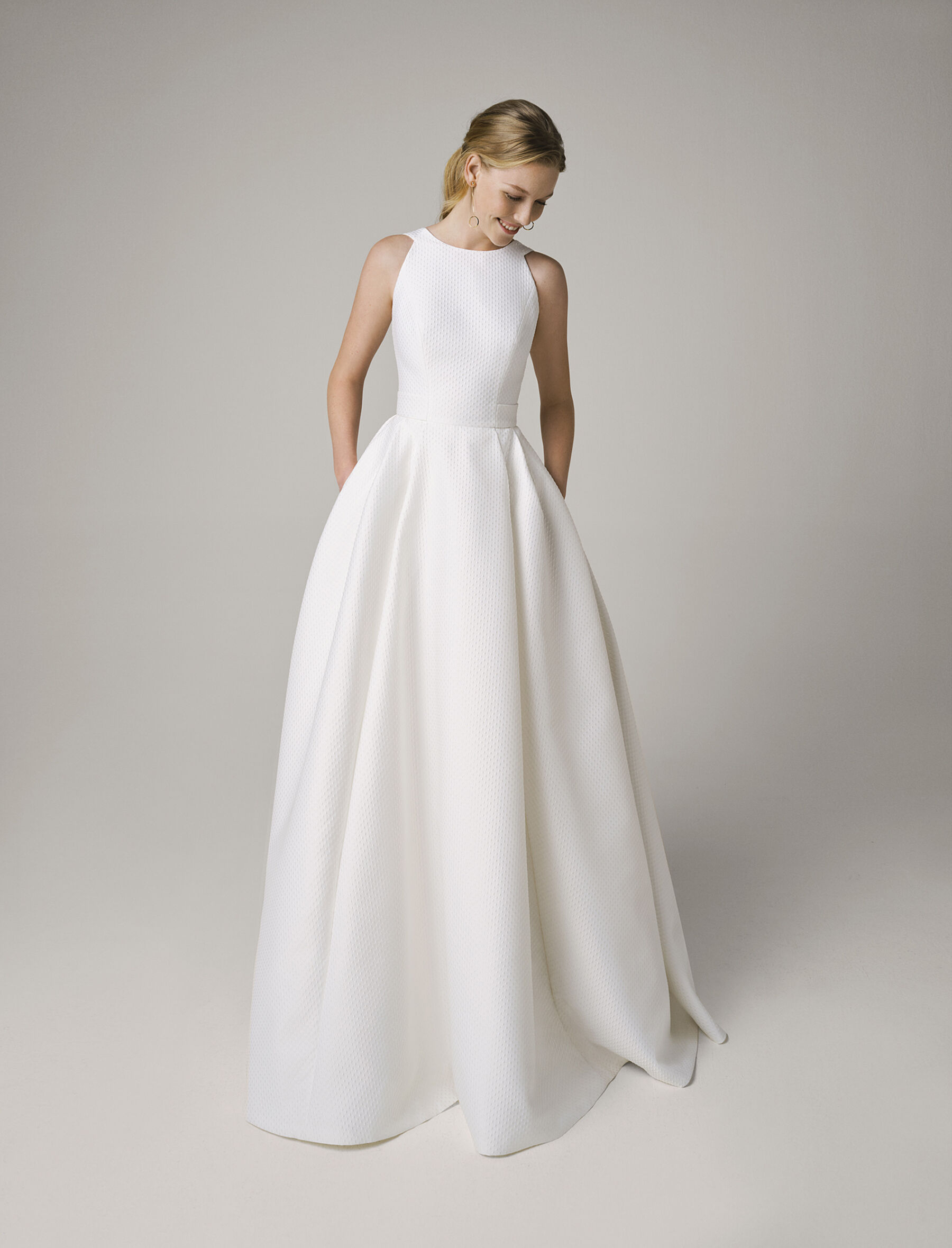 Jesus Peiro wedding dress. Available at the Miss Bush pop up sample sale, April 2023.