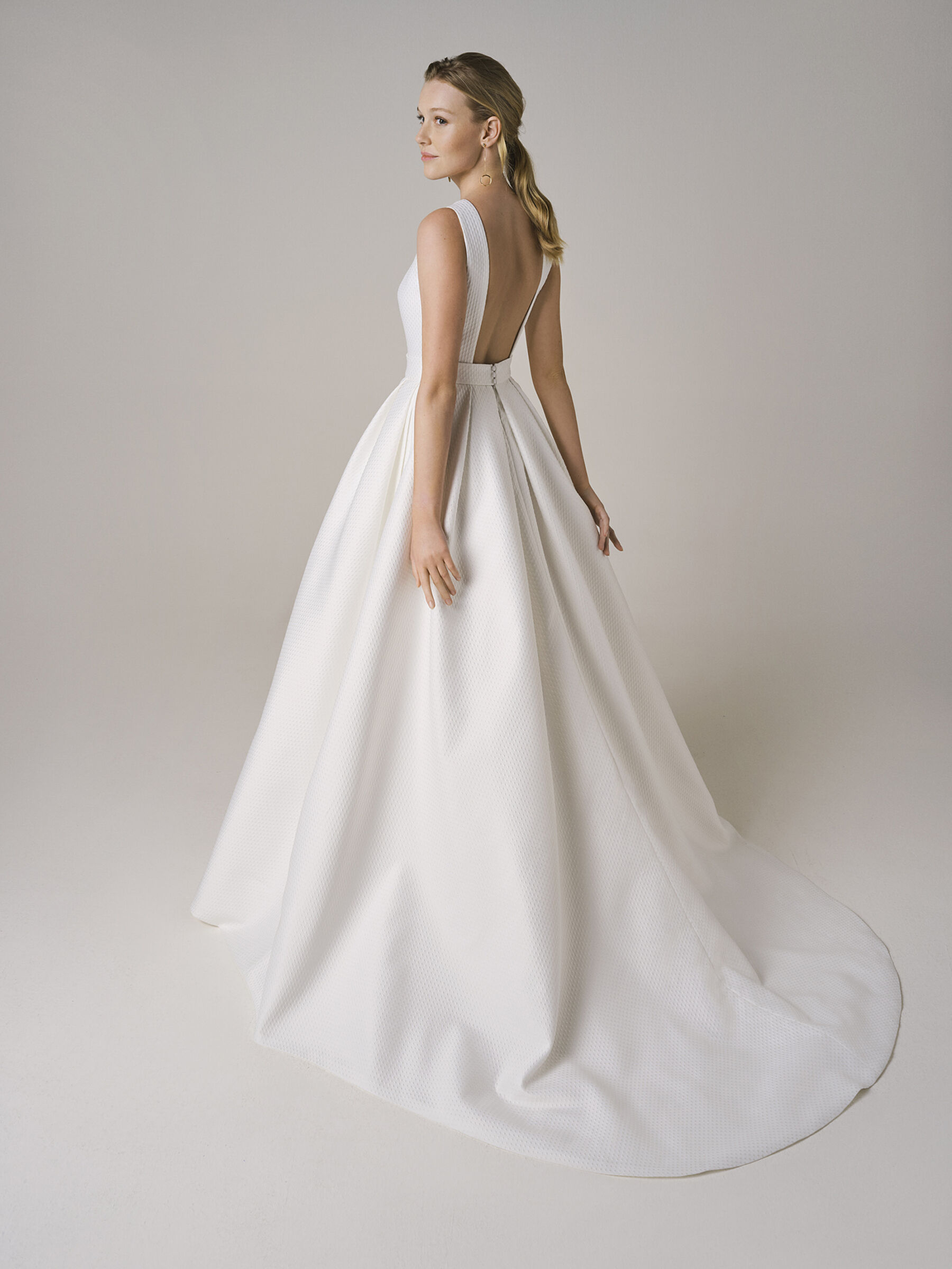 Jesus Peiro backless wedding dress. Available at the Miss Bush pop up sample sale, April 2023.