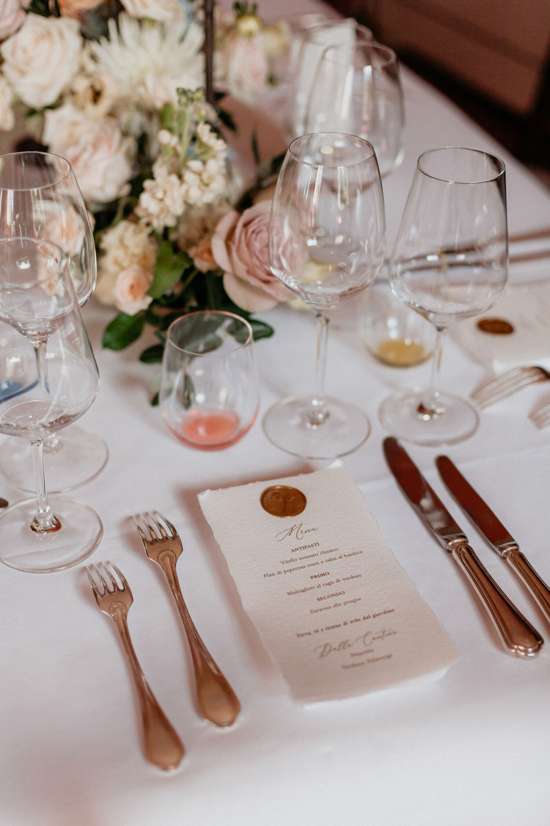 Katya Katya London for an Italian Wedding Inspired by Pre-Raphaelite Art 40 Romantic cream, peach and pale pastel wedding flowers with tall blue taper candles. Italian wedding.