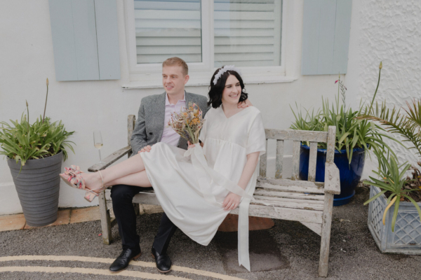 A Laidback Wedding in Cornwall With Dried Flower Bouquets